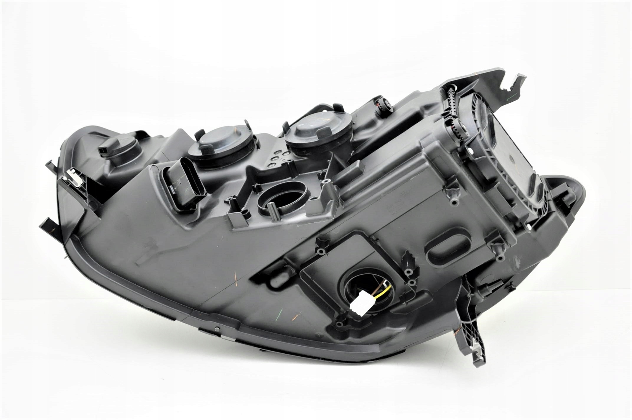 AUDI A6 C6 2011- REFLEKTORY XENON LED KOMPLET DEP Typ samochodu Samochody osobowe