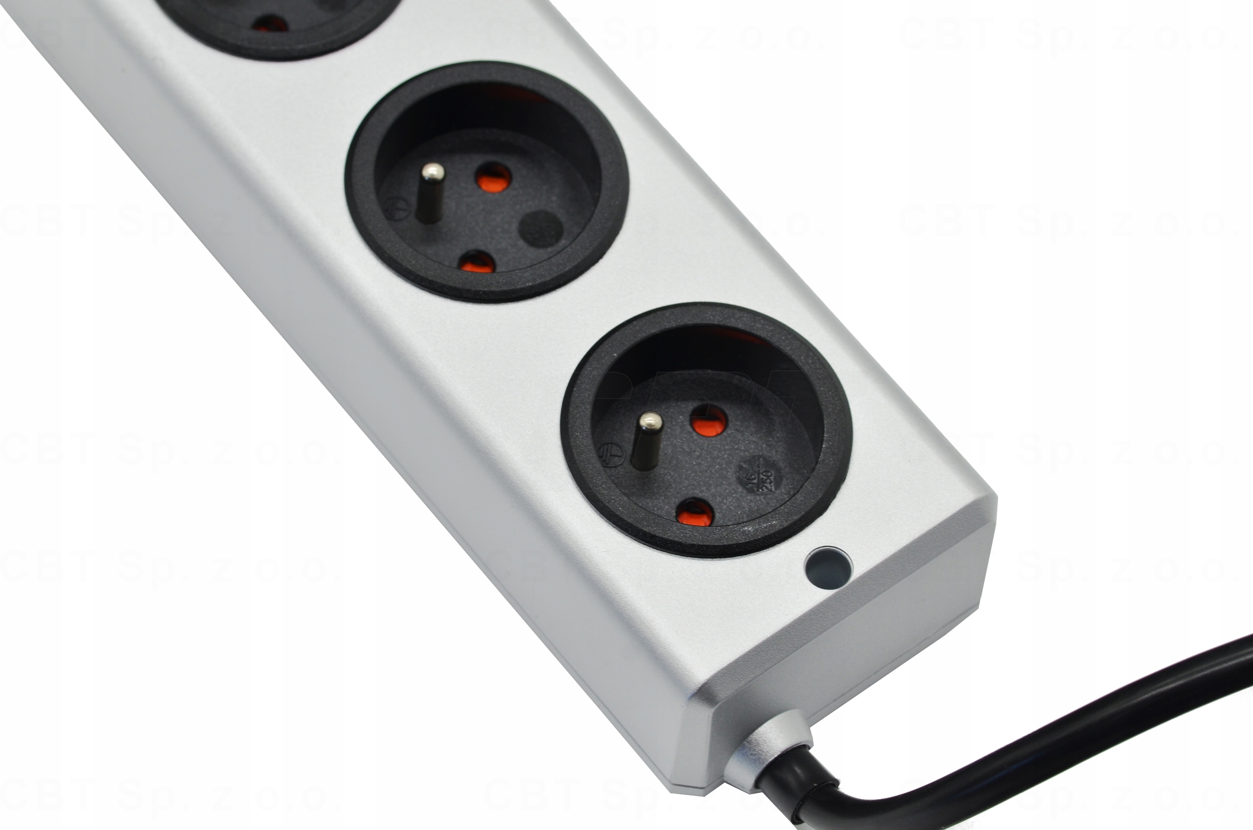 LISTWA PRZEPIĘCIOWA Super-Solid PRZEDŁUŻACZ 5 GNIAZD 13.500A KABEL 2,5m Informacje o bezpieczeństwie CE