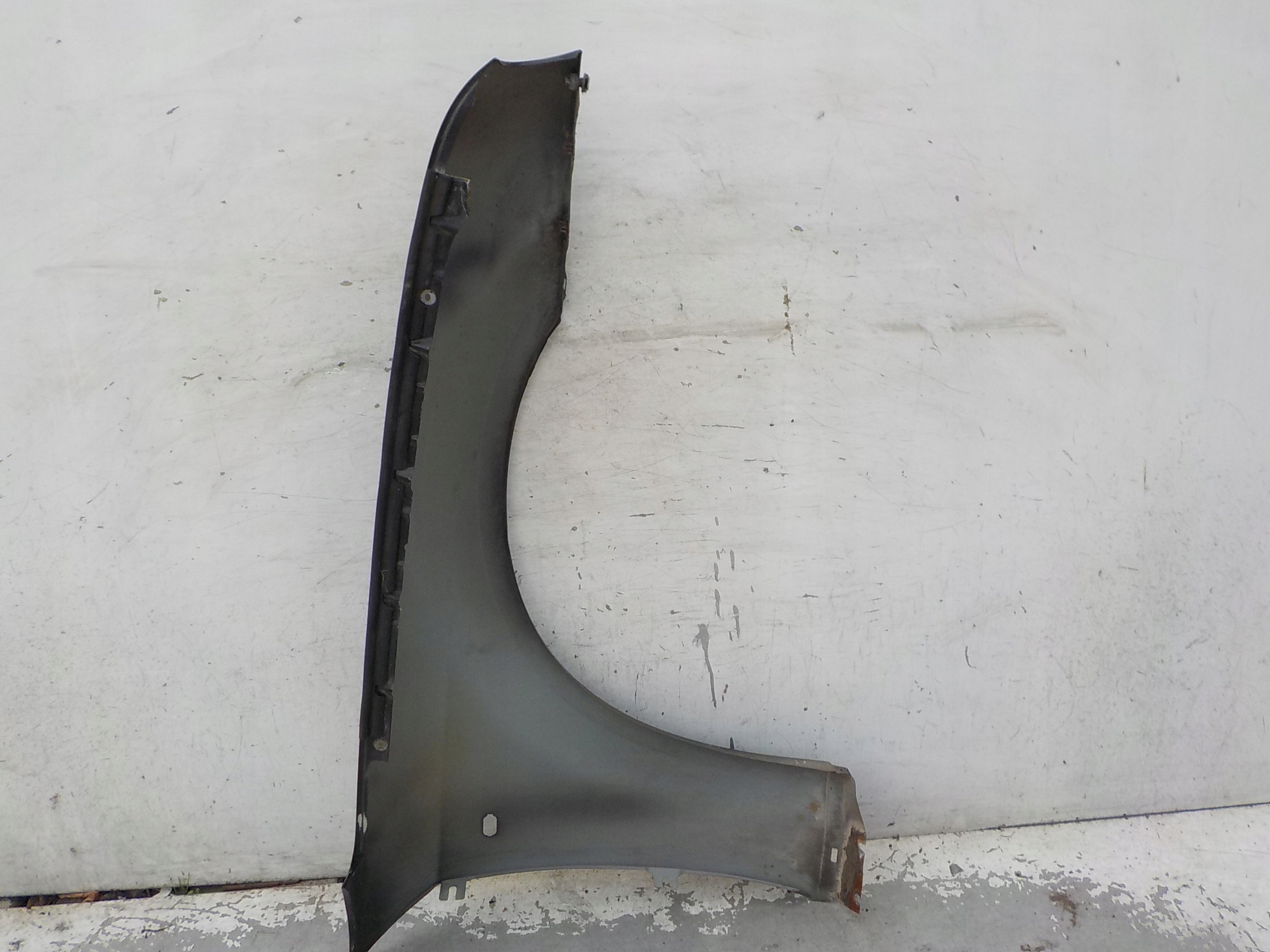 486 CHRYSLER 300 C fender left front front