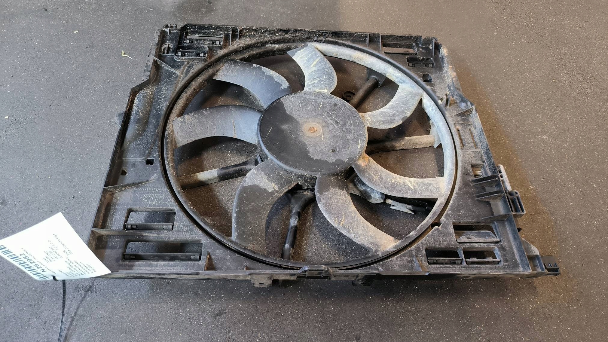 ventilátor chladiče 7594610 BMW F01 730D