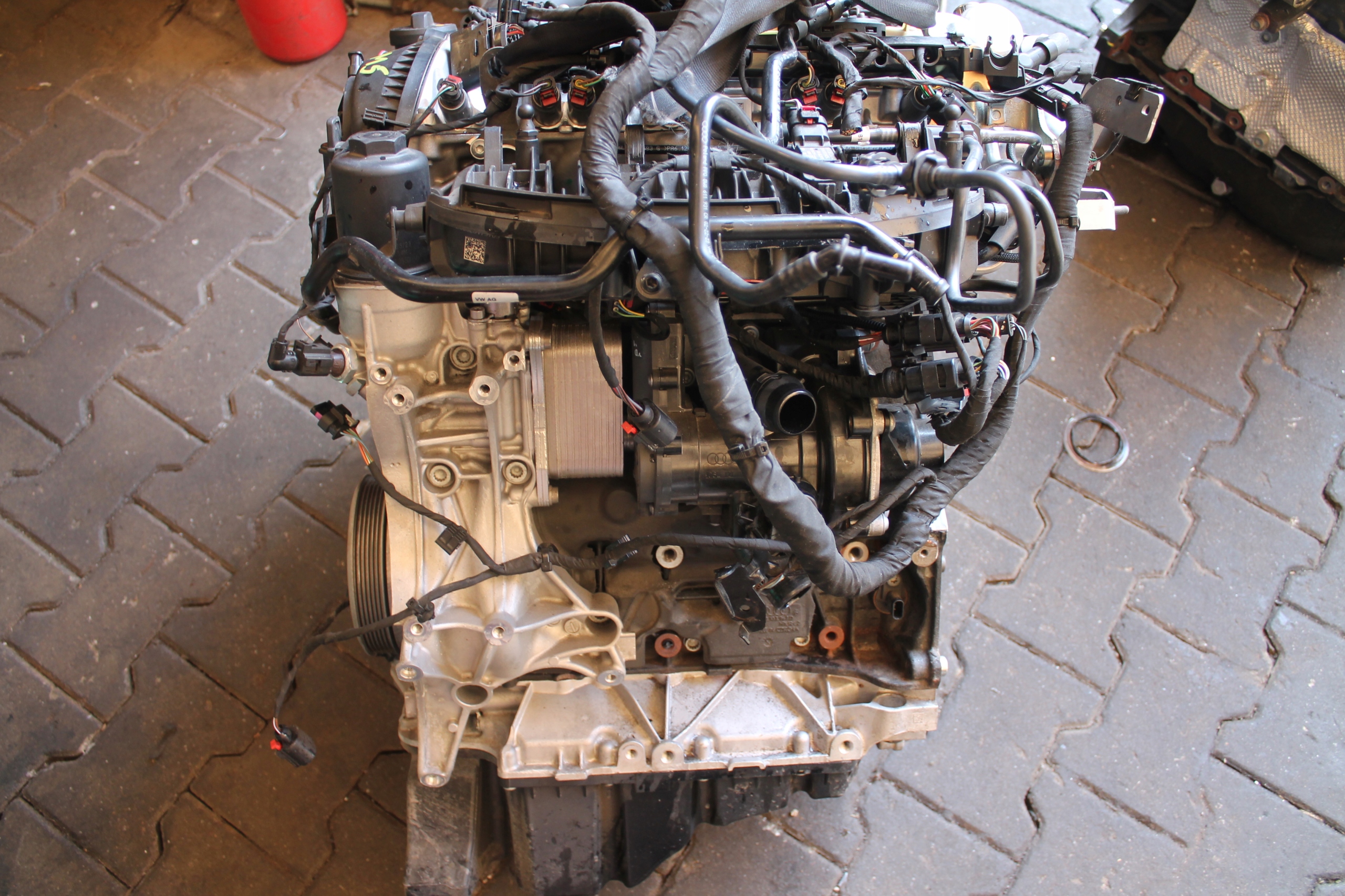 engine complete AUDI 2.0 TFSI15TYS KM DMS