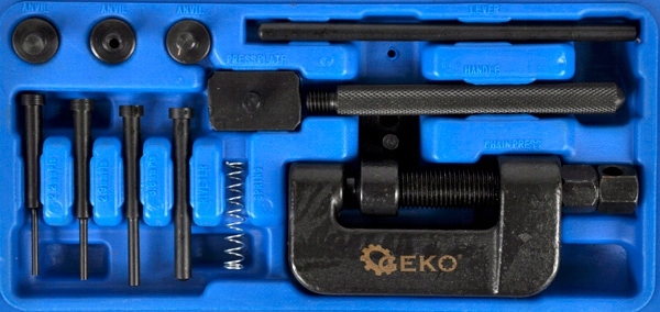 NITOWNICA ZAKUWARKA ŁAŃCUCHÓW MOTOCYKLOWYCH PRASKA Model G02682