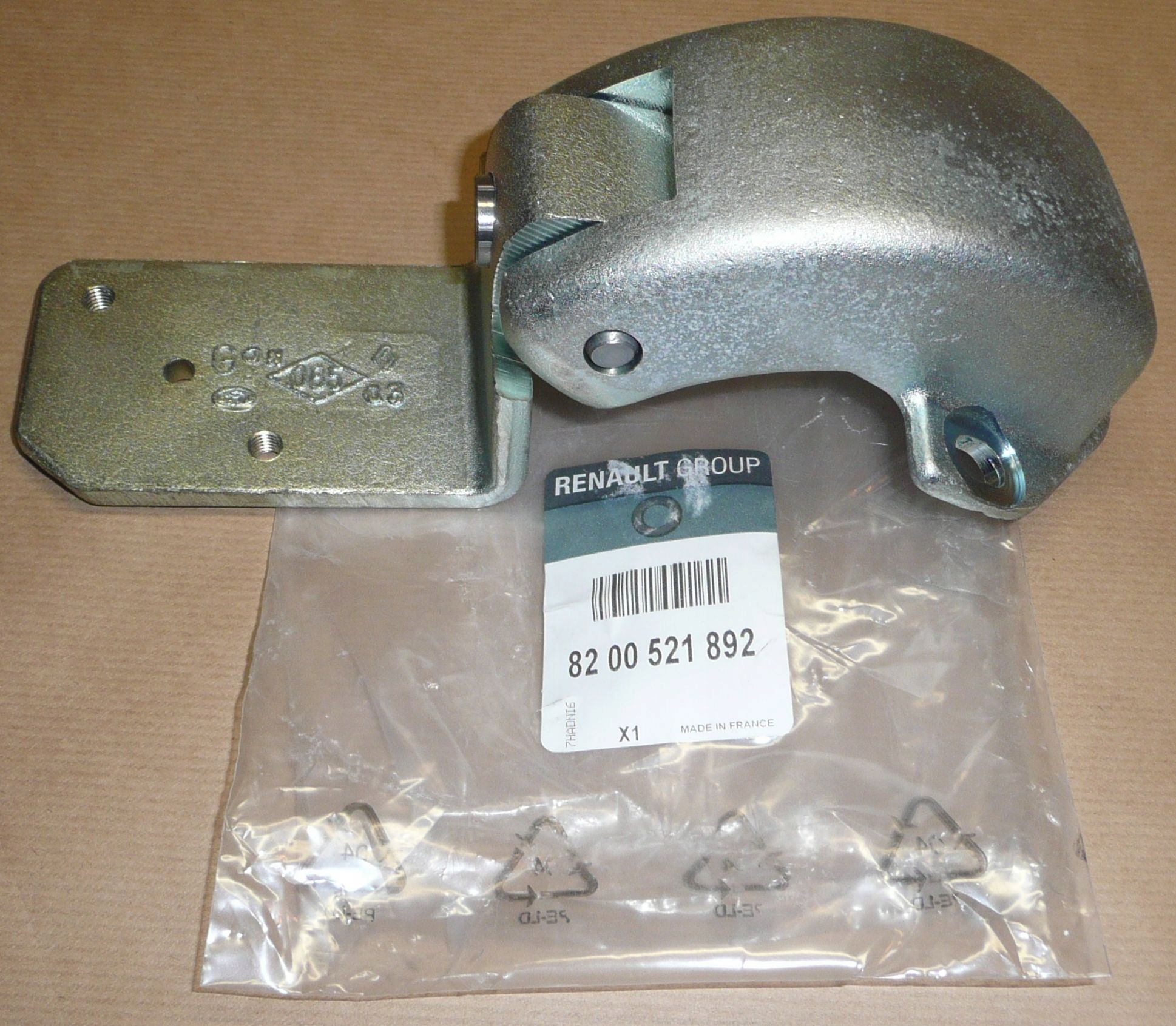 ZAWIAS DRZWI TYL R MASTER II GORNY LEWY 8200521892 Part manufacturer Renault original OE