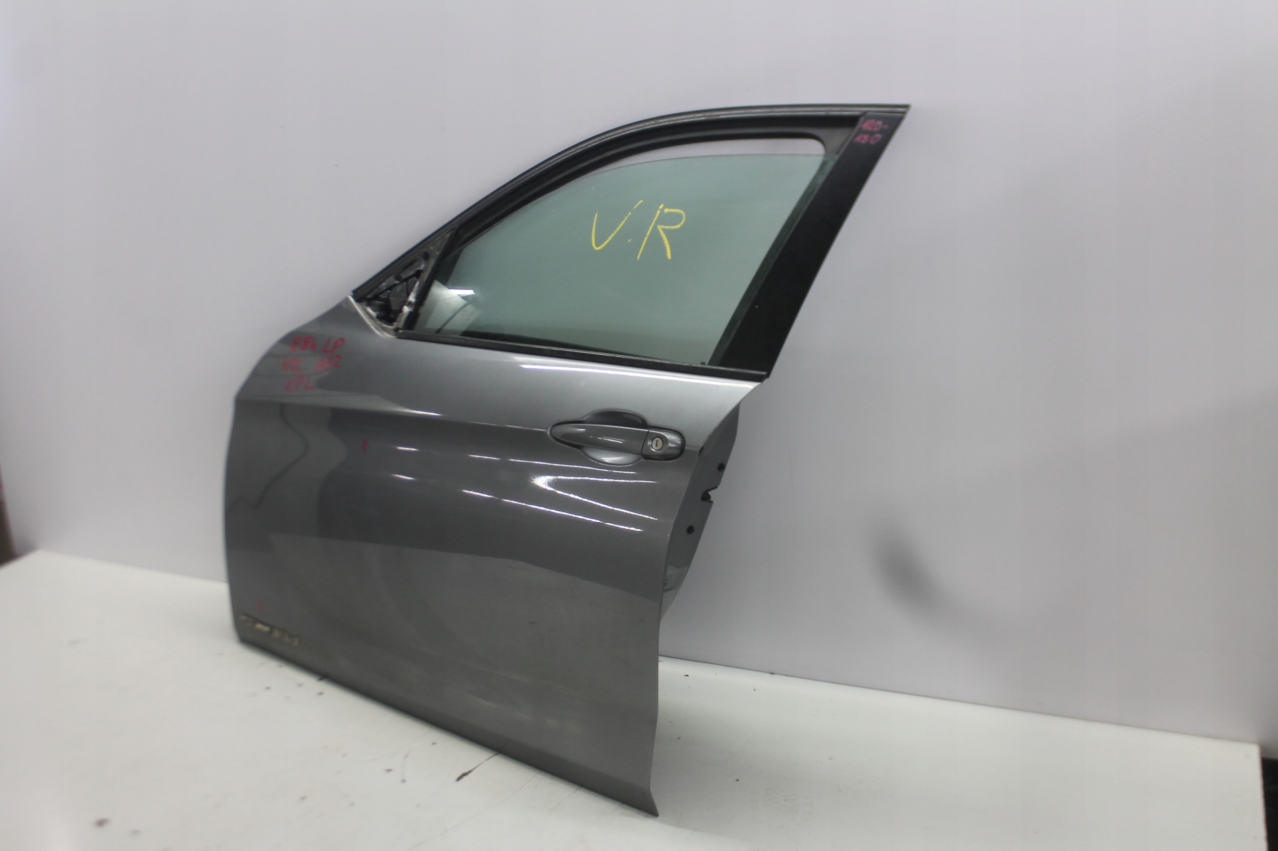 door left front left front BMW X1 E84 of wheels. A52 09-15