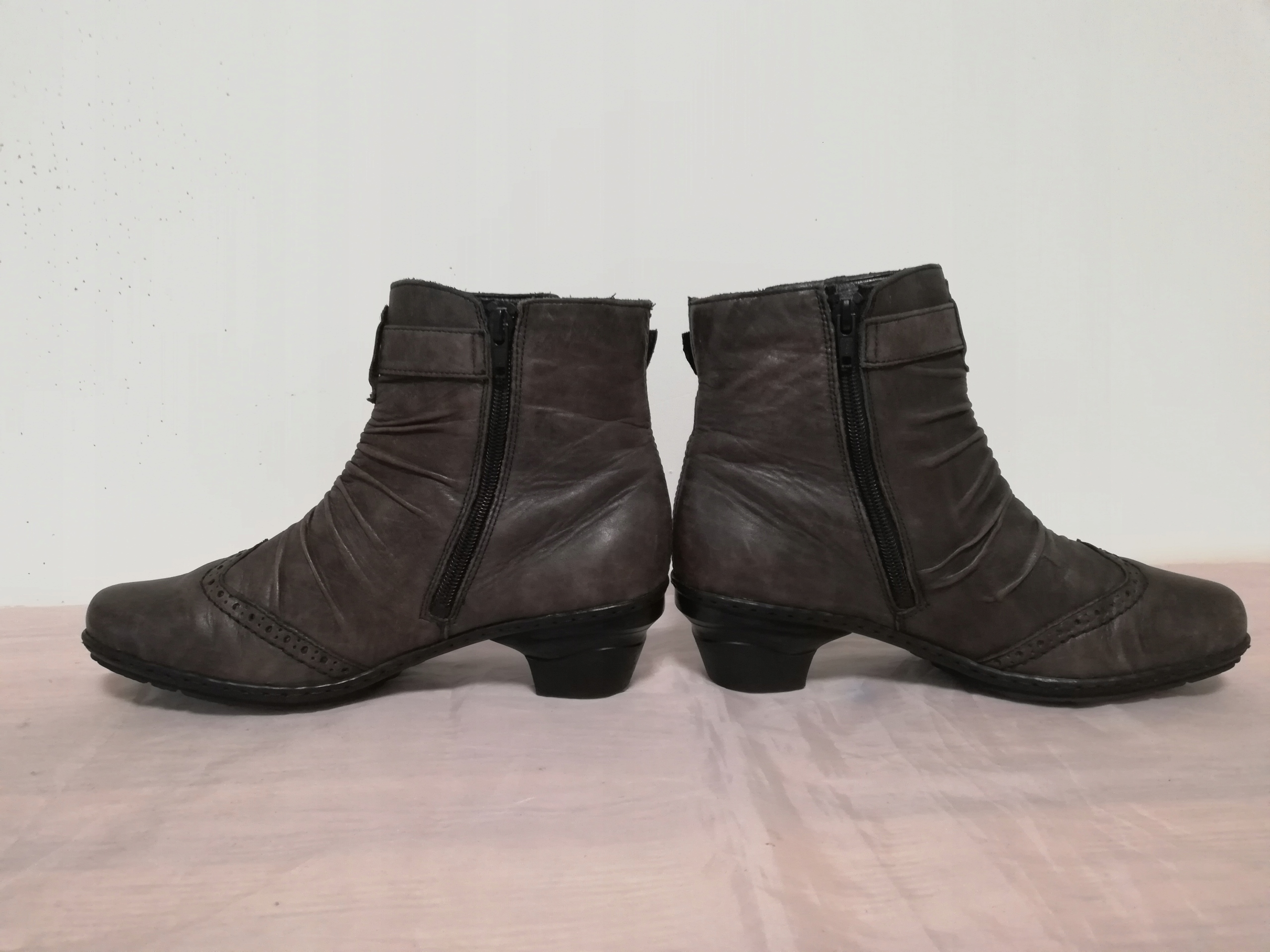 Buty botki skórzane Rieker r. 38 , wkł 25 cm Rozmiar 38