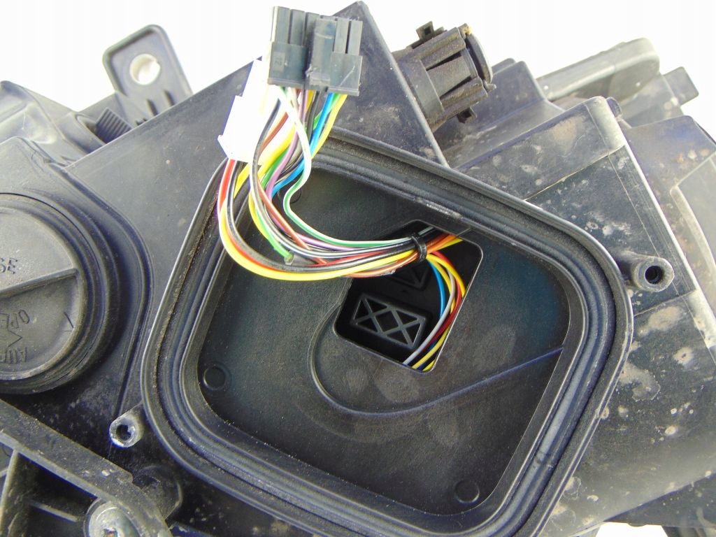 light REFLEKTOR right front XENON ALFA ROMEO GIULIETTA (10-20) UK