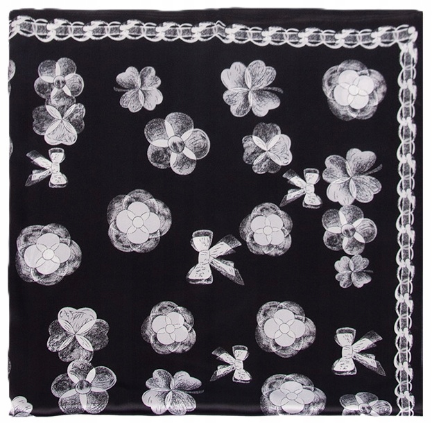 Dámský hedvábný šátek 90 x 90 cm 100% hedvábí Elegantní černobílá barva