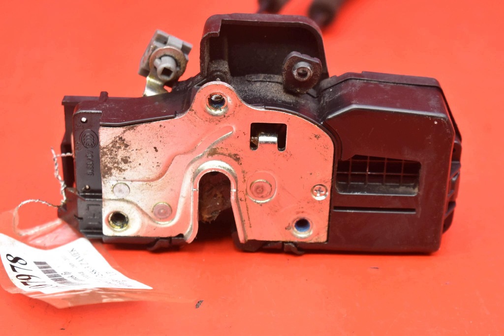 lock door left front front EU CHEVROLET CAPTIVA 1 and C100 06-11