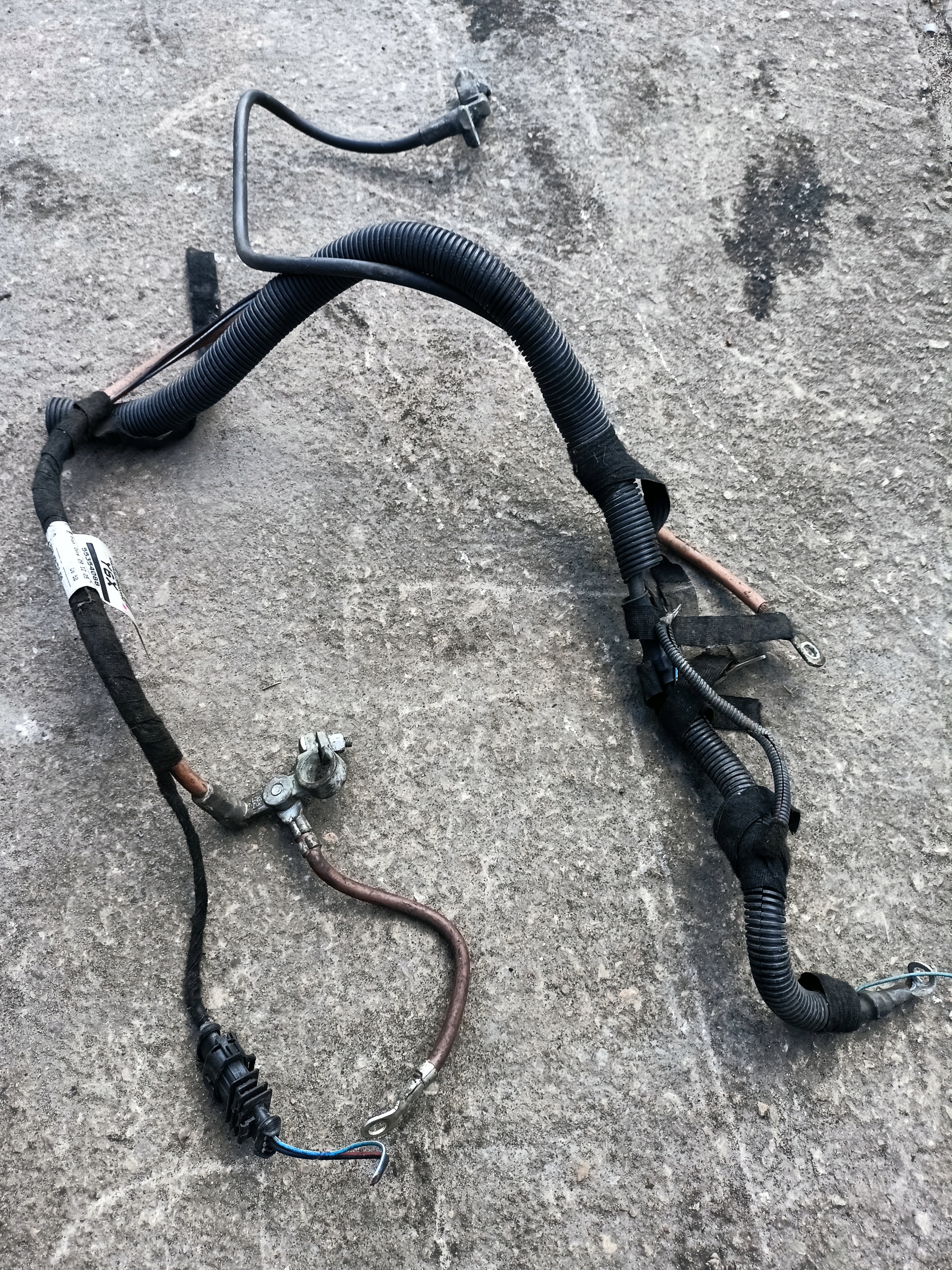 bundle of the engine terminal OPEL MERIVA A 1.4 55354088