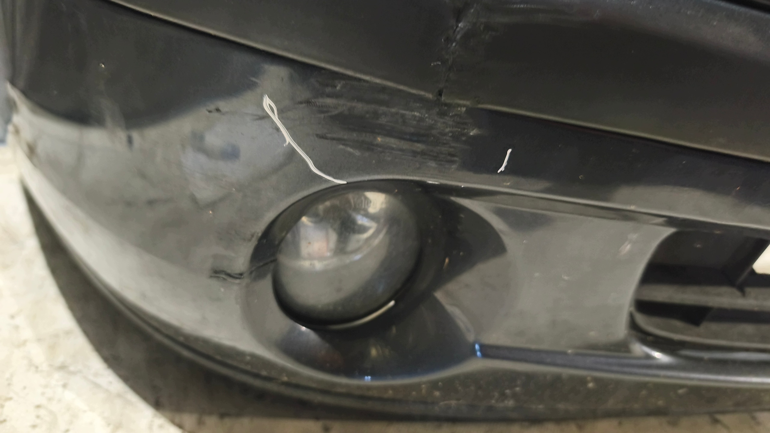 Frontstoßstange RENAULT LAGUNA II FL 2006r