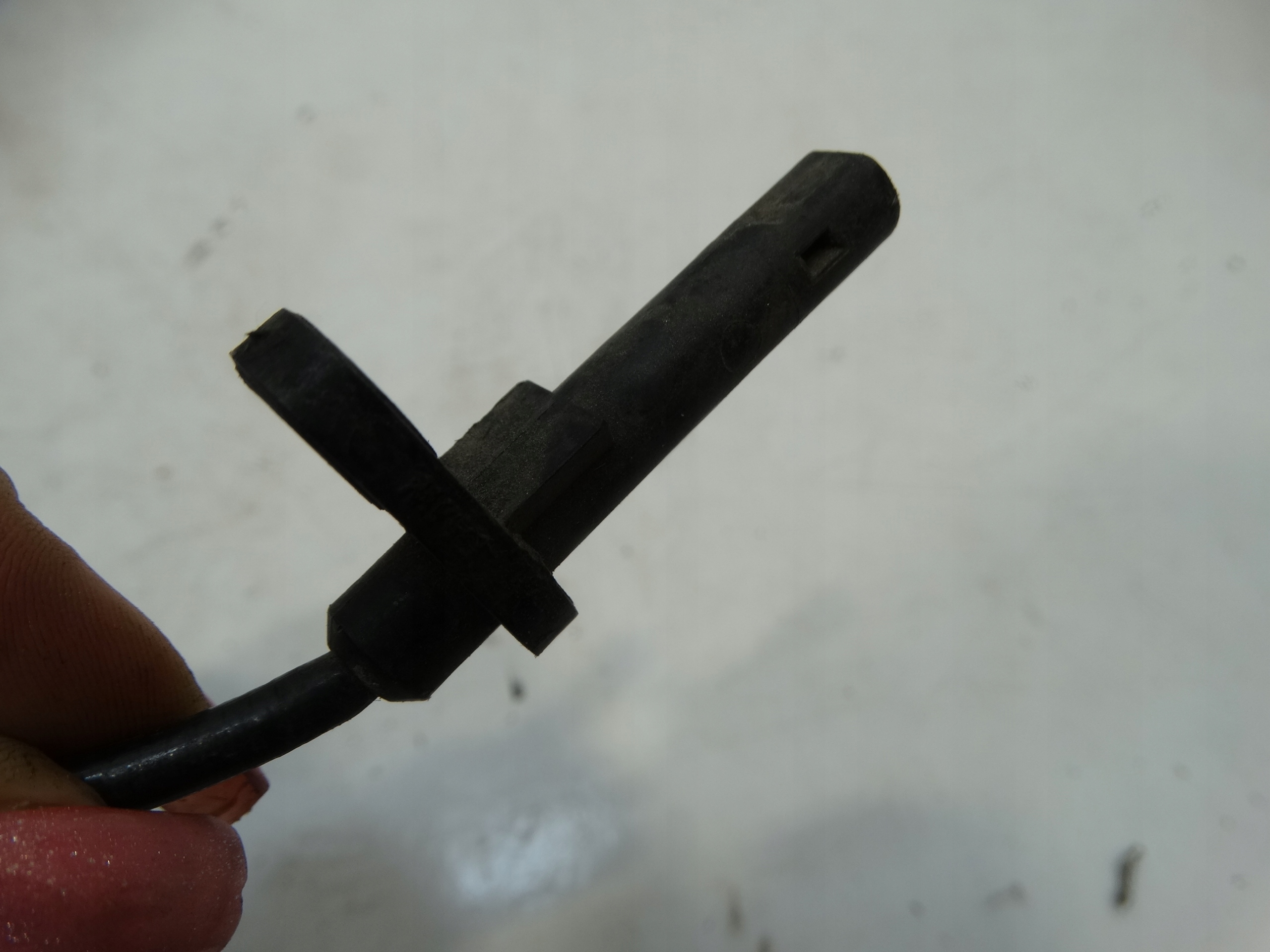 Sensor ABS rechts heck BMW X5 E70 06-13R. 6771776-04