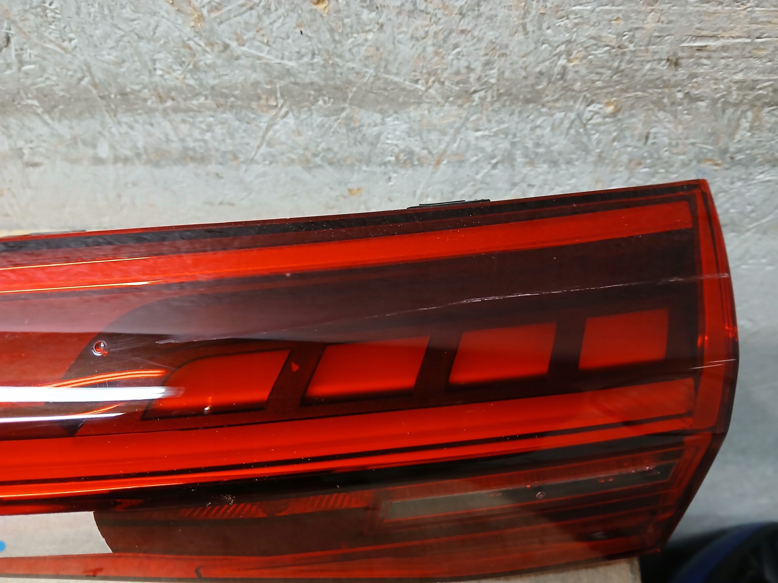 light rear part AUDI A6 E-TRON E TRON 85E LED 85E945095A
