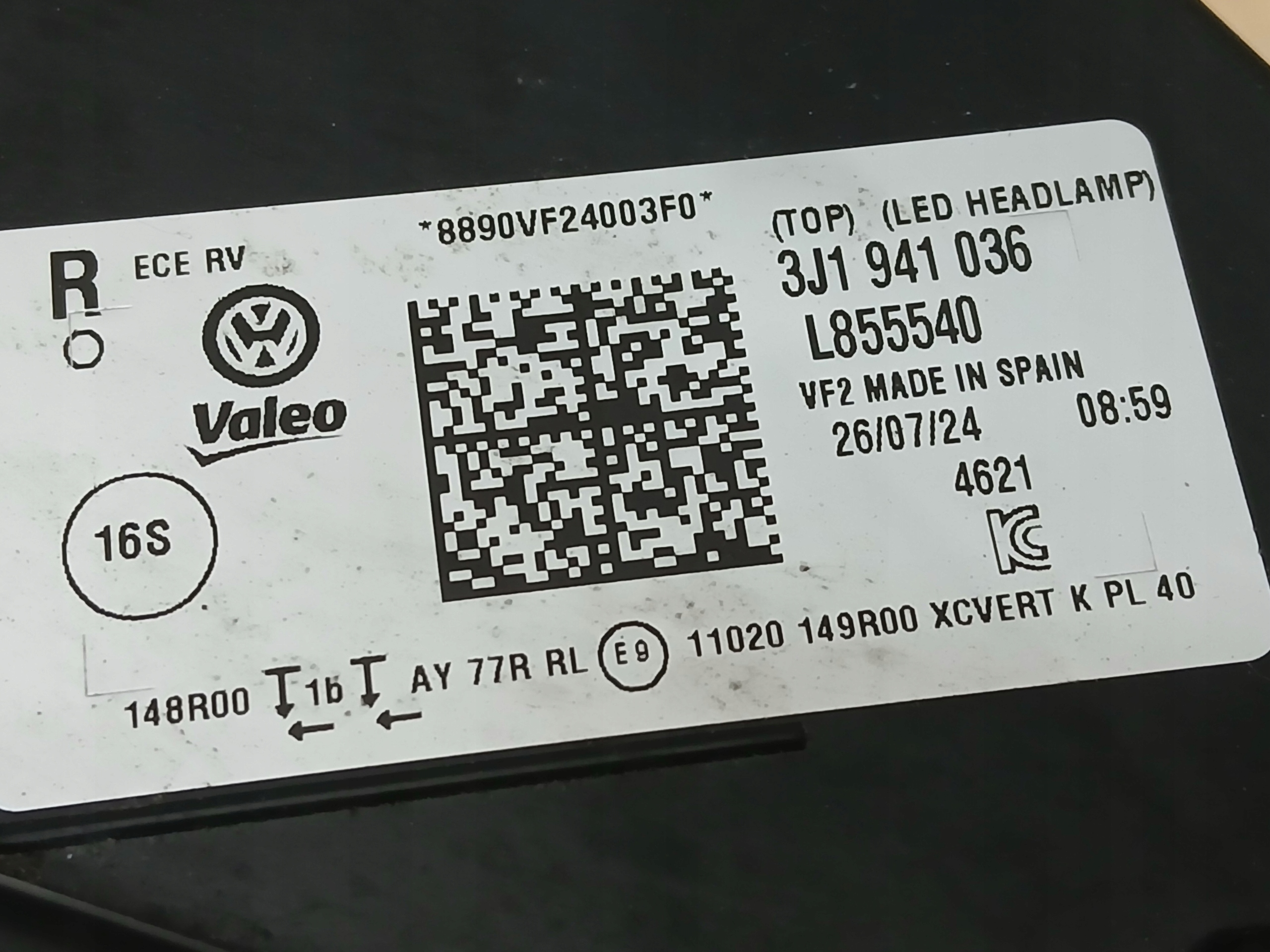 light front right VW PASSAT B9 3J FULL LED 3J1941036