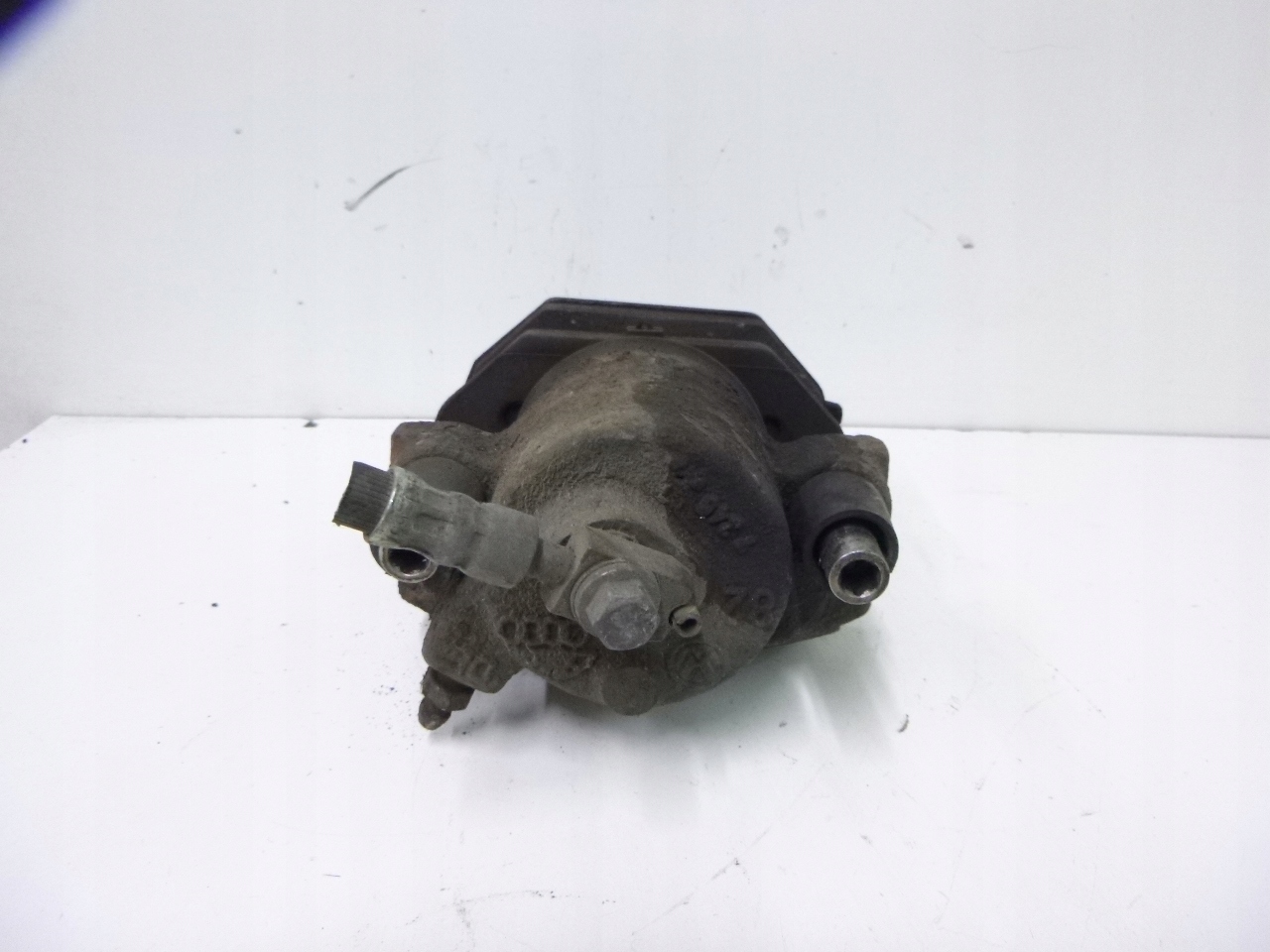 caliper brake front Skoda Octavia 1.8 1999r.