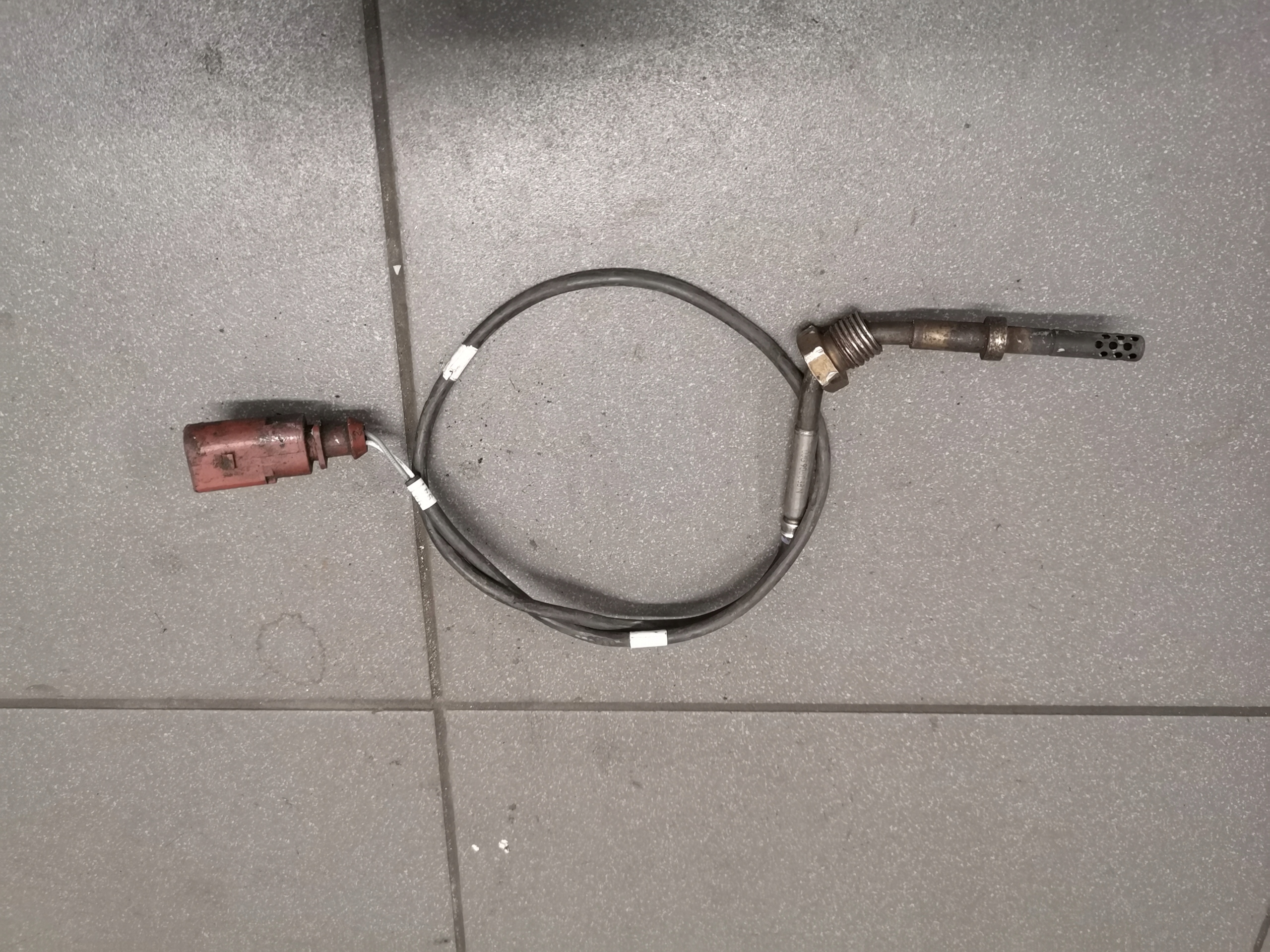 CZUJNIK TEMPERATURY SPALIN VW T5 03G906088N