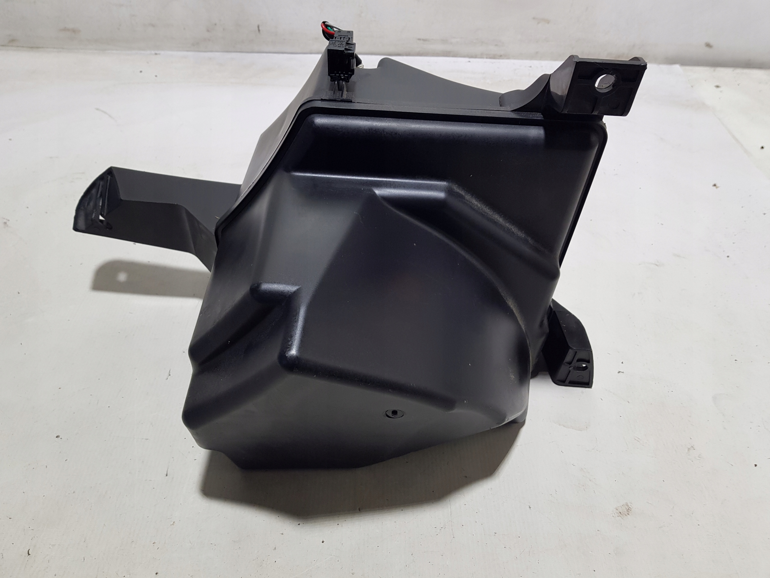 MERCEDES ML GL W164 X164 SUBWOOFER HARMAN KARDON