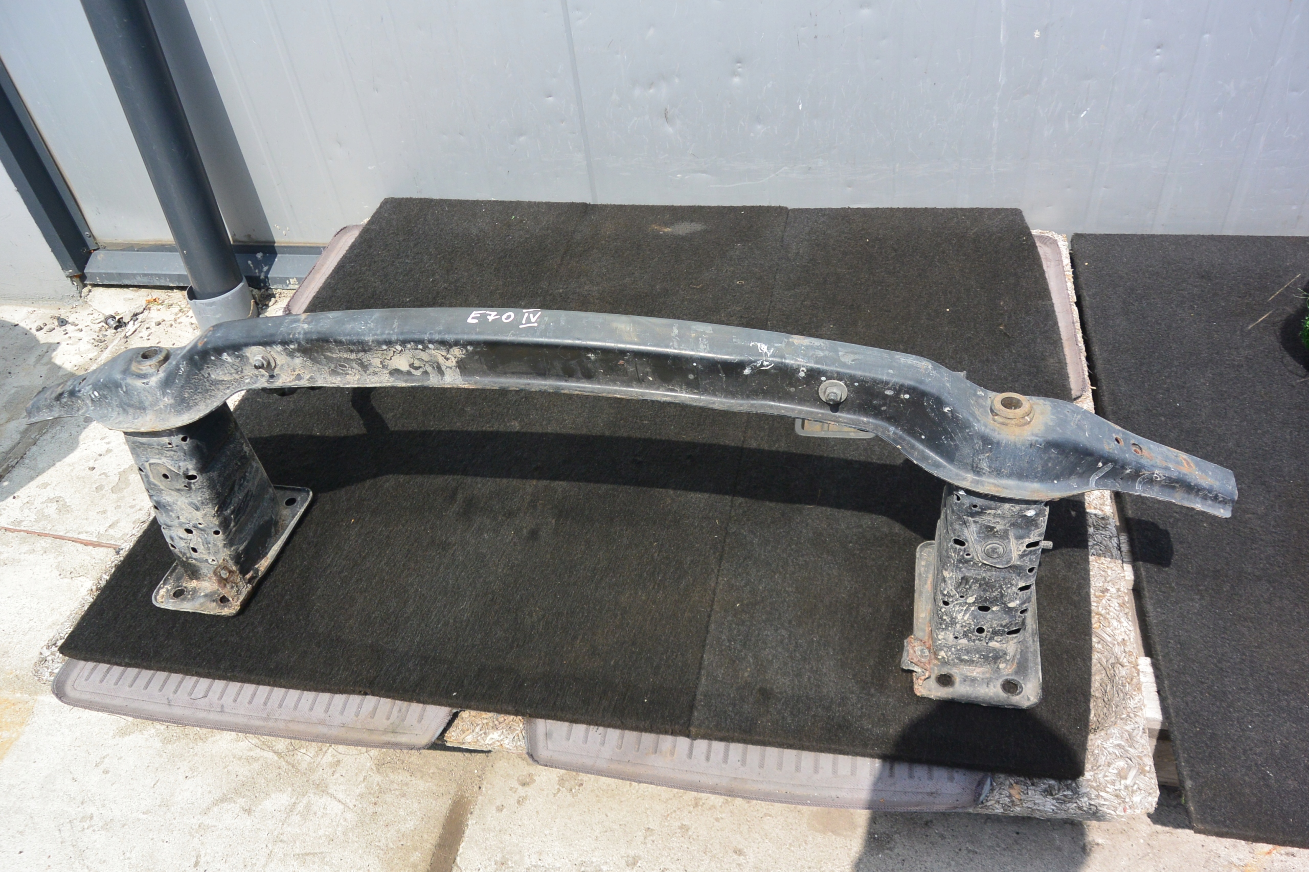 TRAVERSE PARE CHOC AVANT CONSOLE BMW X5 X6 E70 E71
