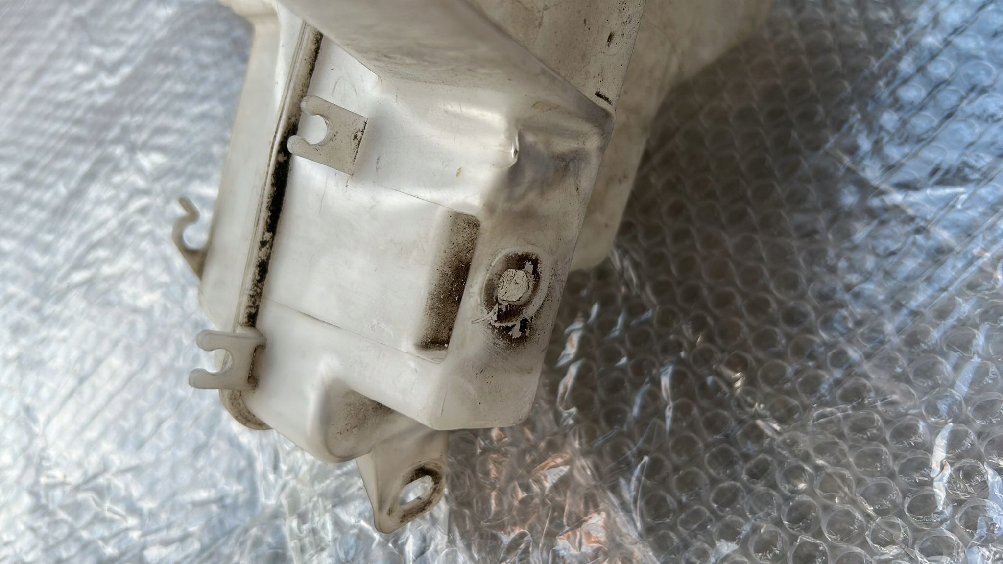 washer fluid tank TOYOTA RAV4 IV 12-18