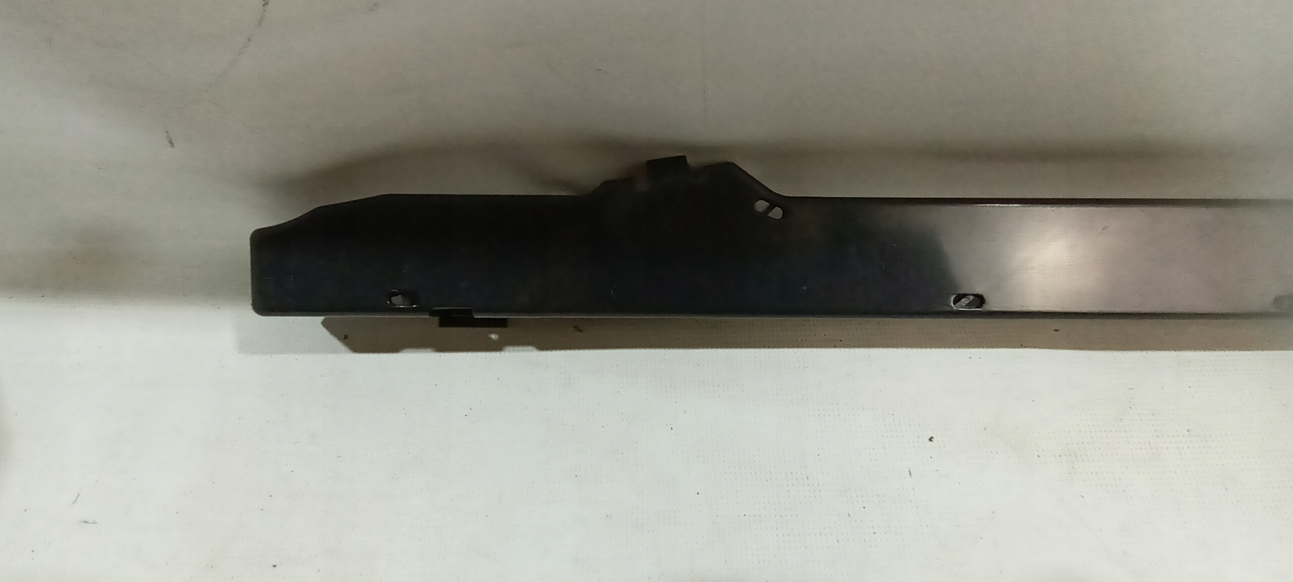 Uszczelka chłodnicy górna BMW X2 F39 51647347596 Producent części BMW OE