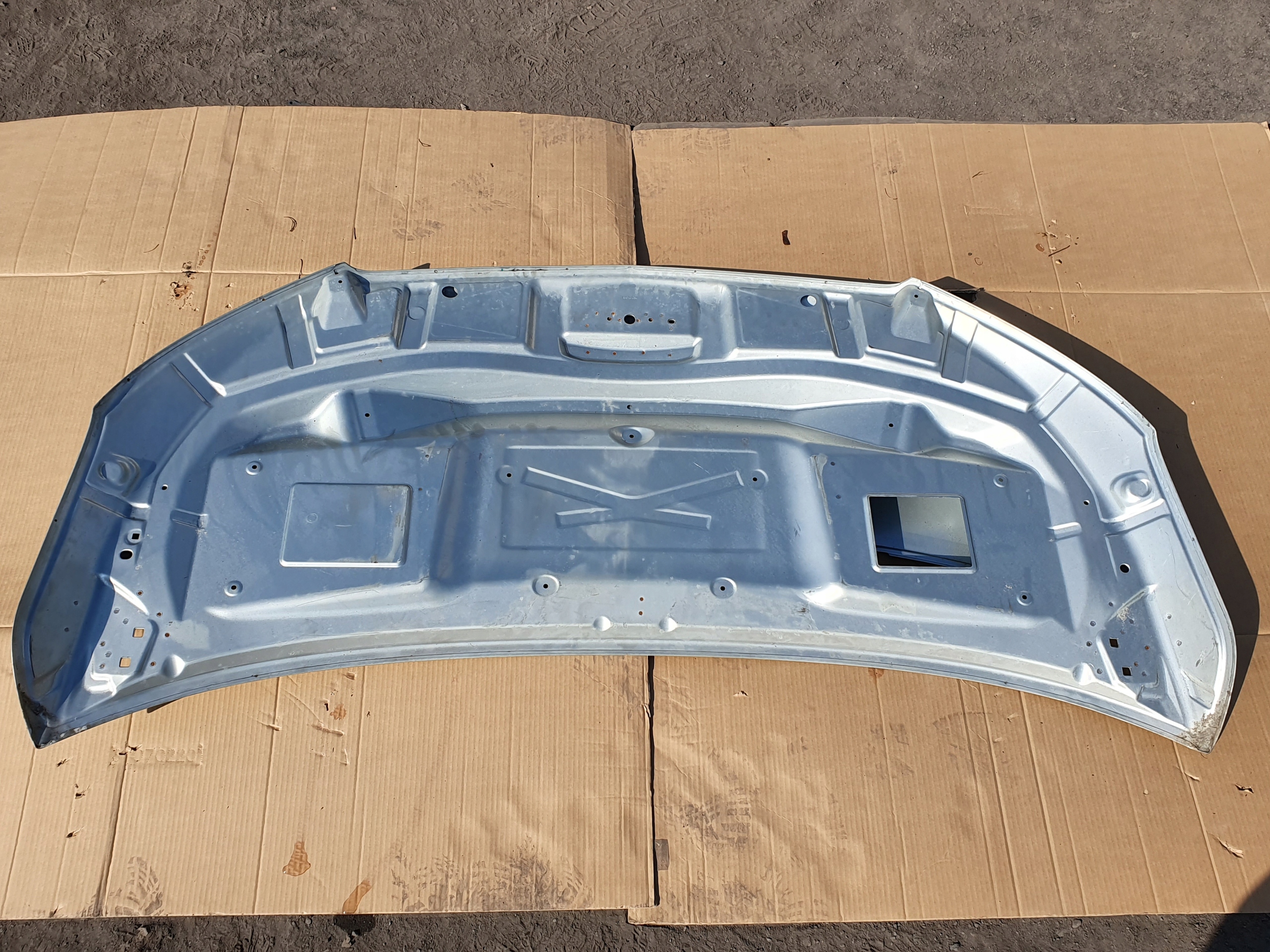 MERCEDES SPRINTER 907 910 MASKA ORYGINAL UK 17 Color needs painting