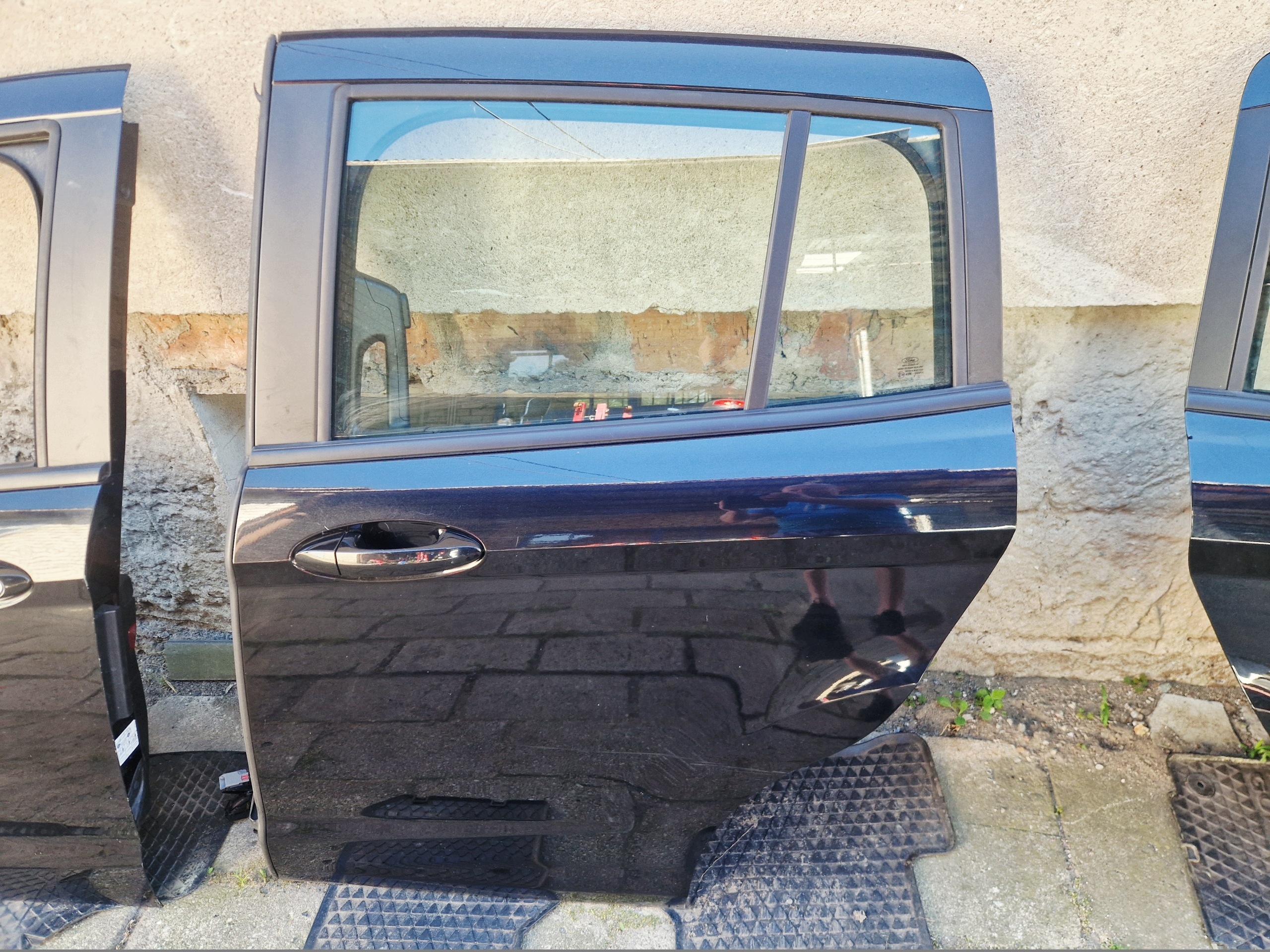 FORD B-MAX BMAX door left rear part rear. colour KC black, complete