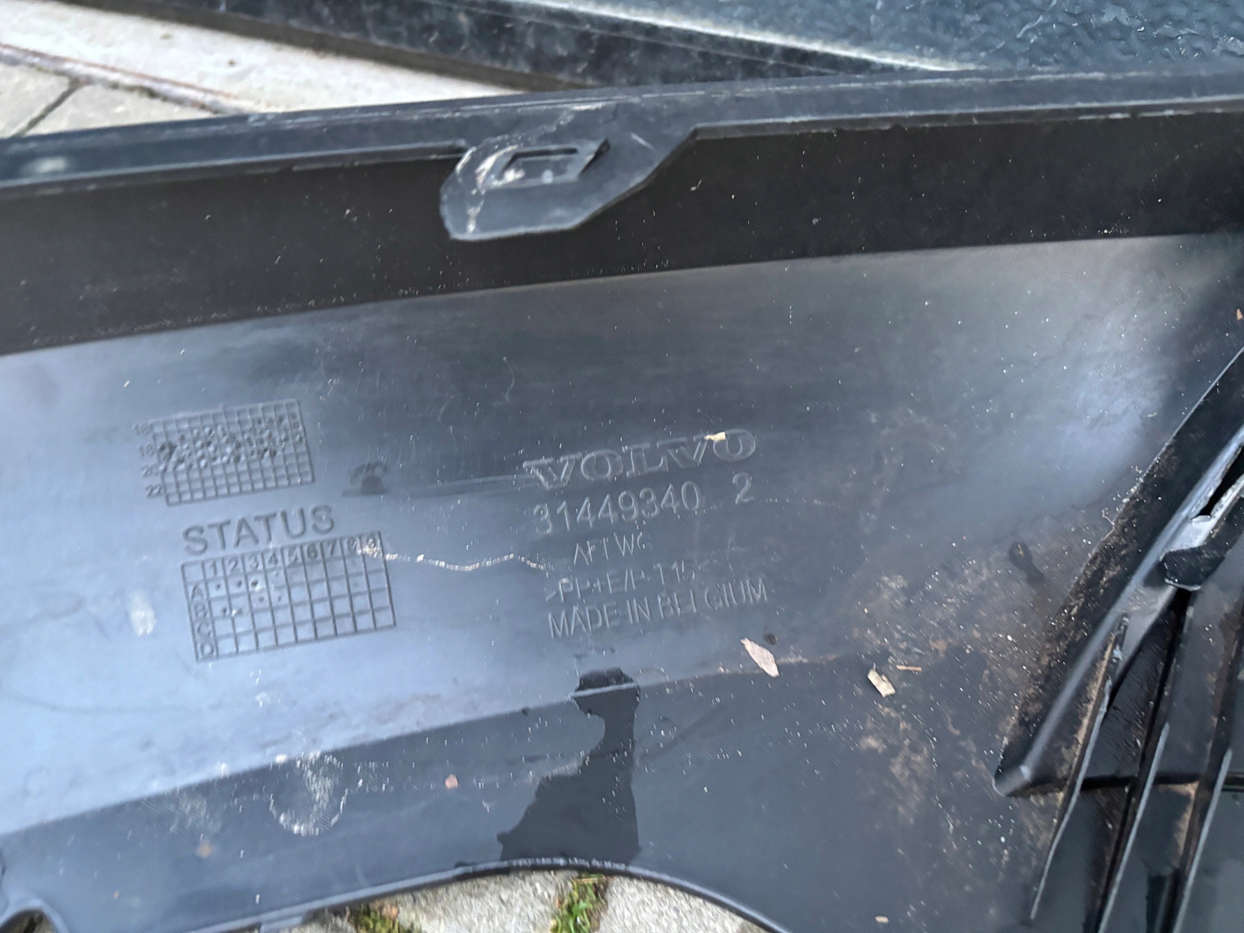 VOLVO XC40 SPOILER of a bumper front front 314493402