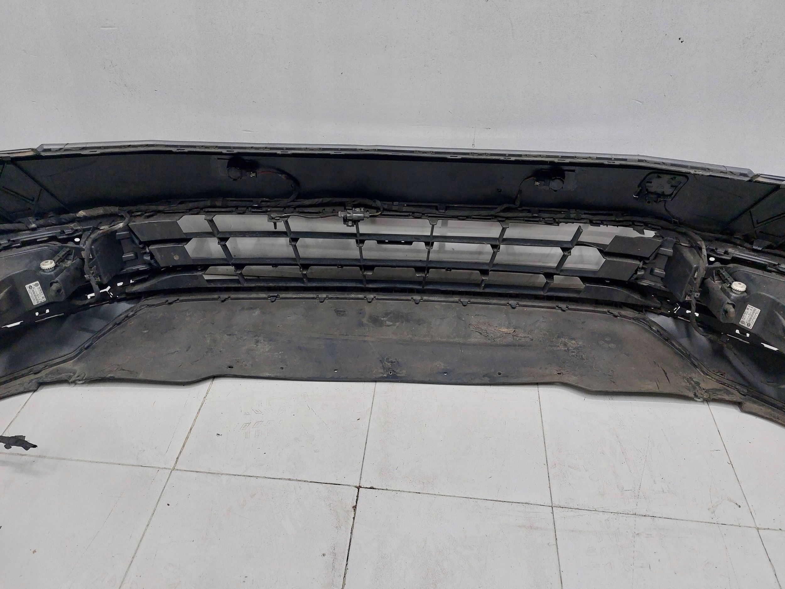 VW PASSAT B8 3G0 15r> bumper front LB7W 4PDC fog lights