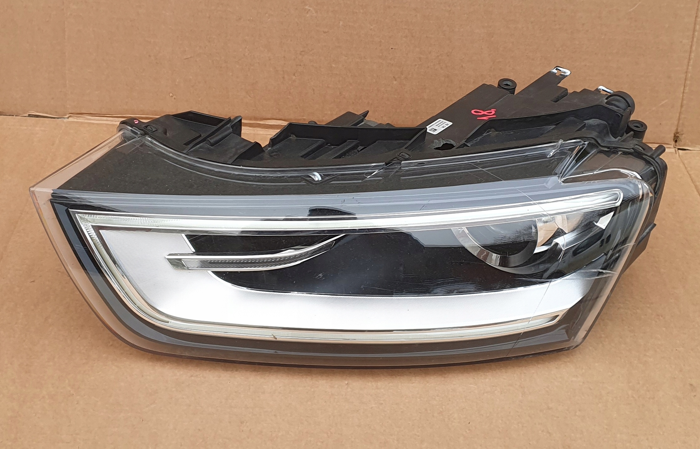 AUDI Q3 РЕСТАЙЛІНГ ФАРА ЛІВА ПЕРЕД ПЕРЕДНЯ LEDu0941005 ЄВРОПА