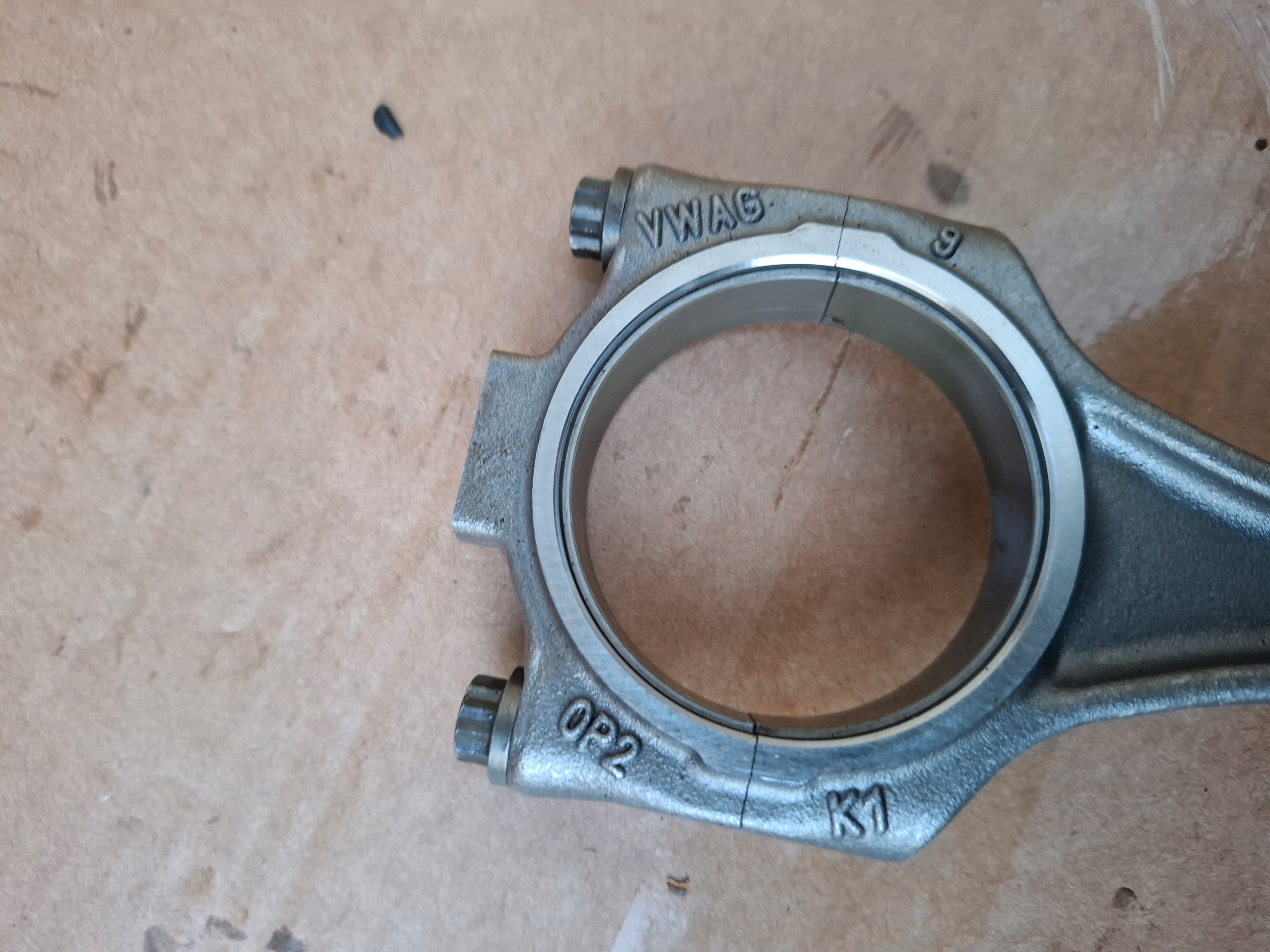 piston connecting rod AUDI RS6 C8 23r 4.0 TFSI DYG 0P2065K