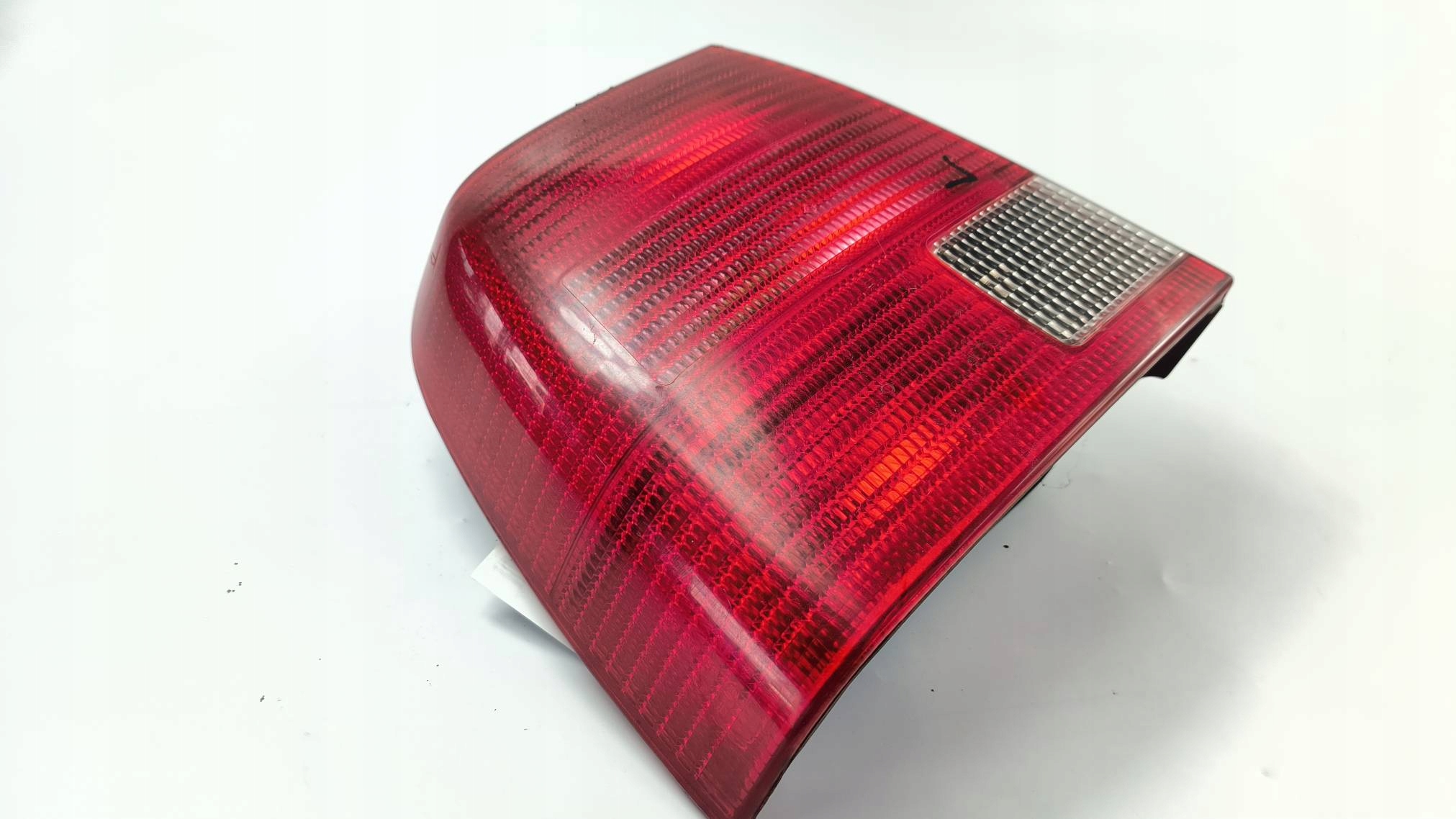light left rear part 3B5945257 VOLKSWAGEN PASSAT B5 sedan