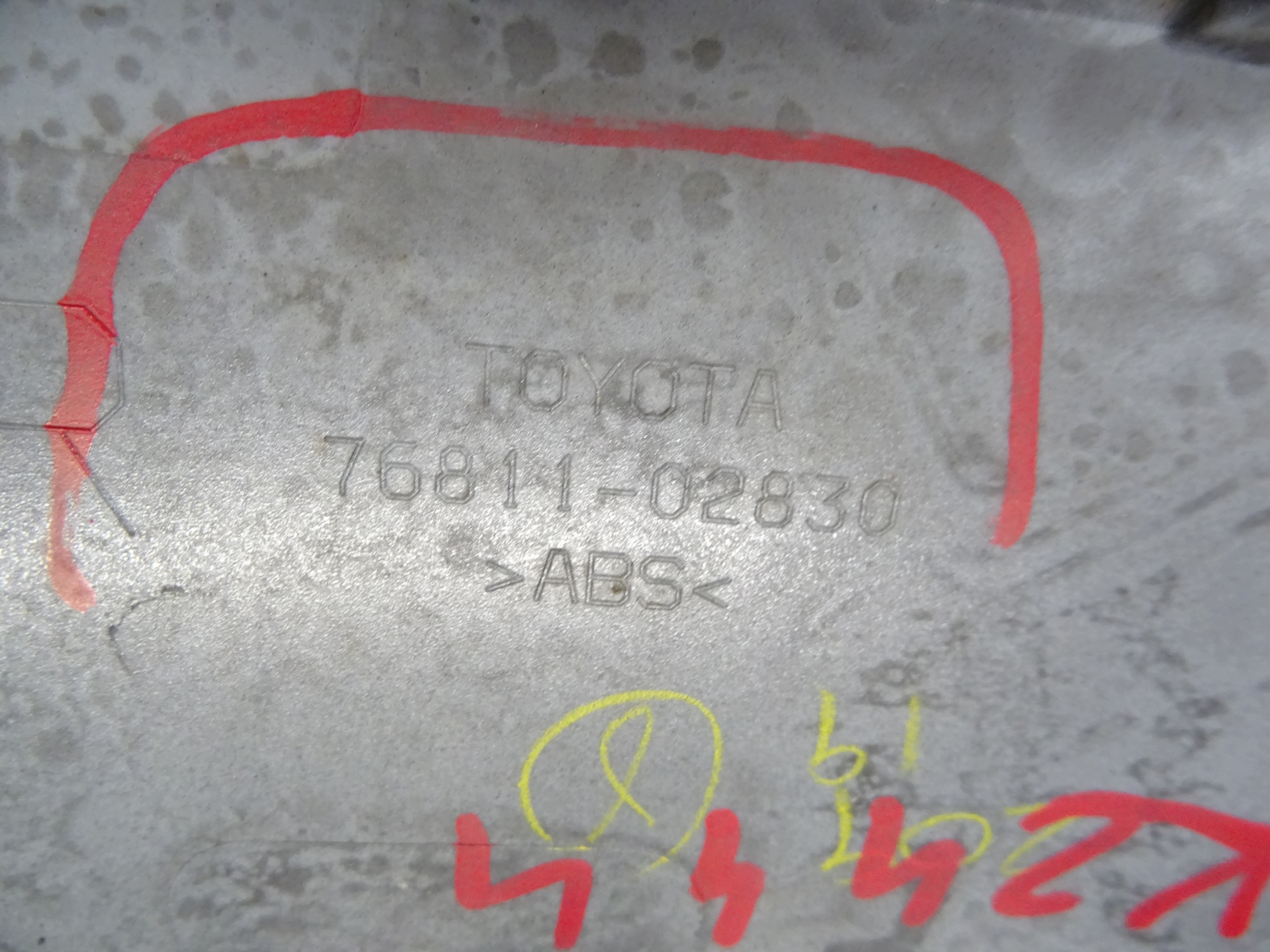 cap bonnet boot rear part TOYOTA AURIS II 76811-02830