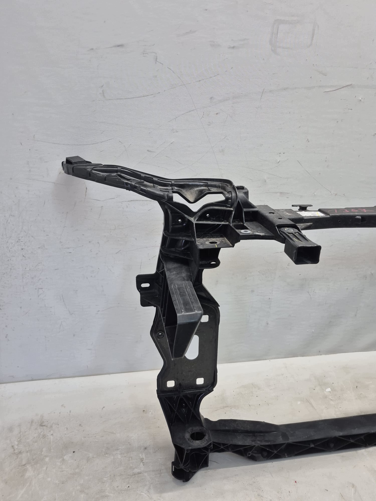 AUDI Q5 III 8MA 24- front body wall front pillar iron 8MA805594