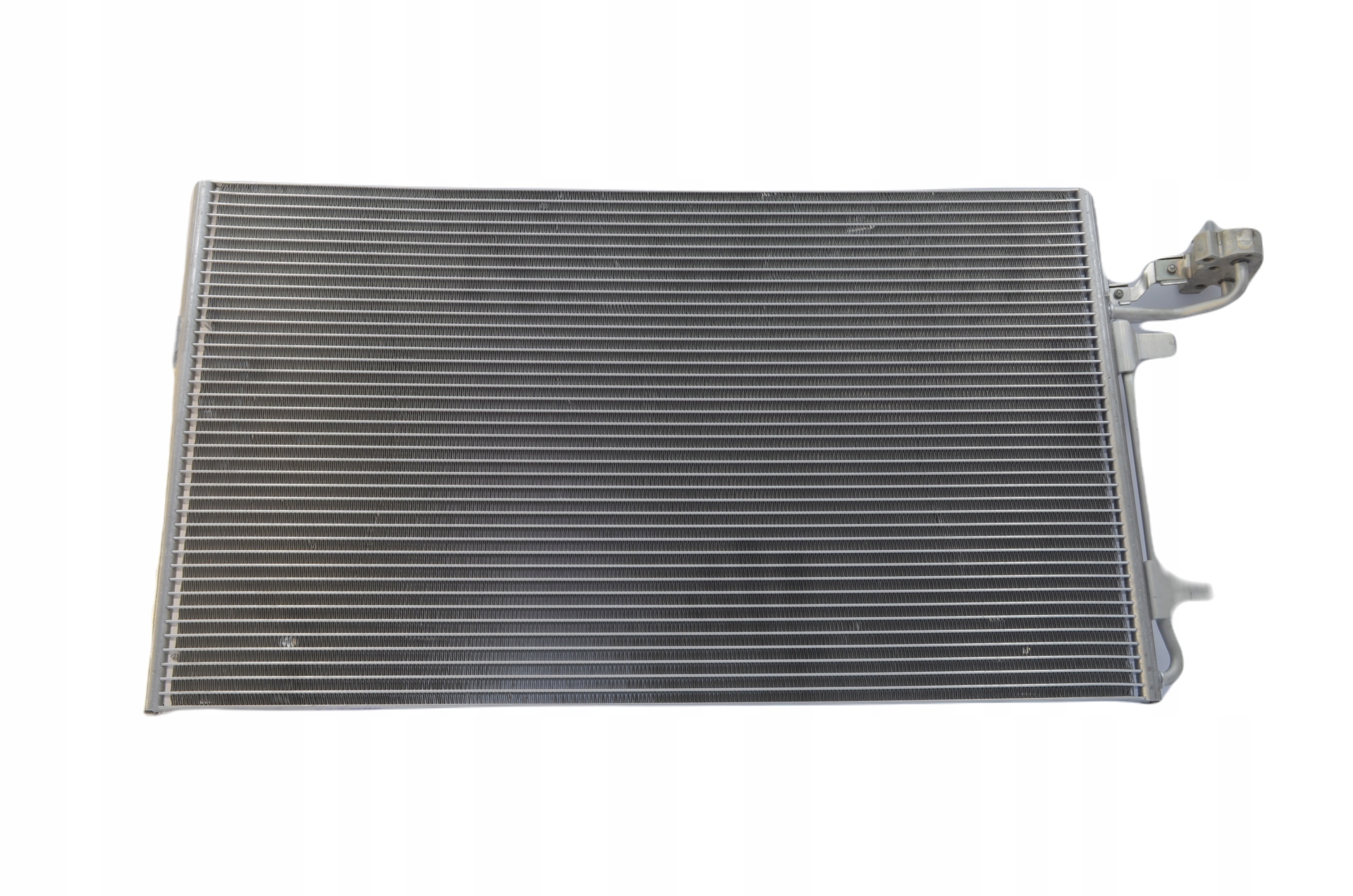 Радіатор кондиціонера VALEO 814324 31356000