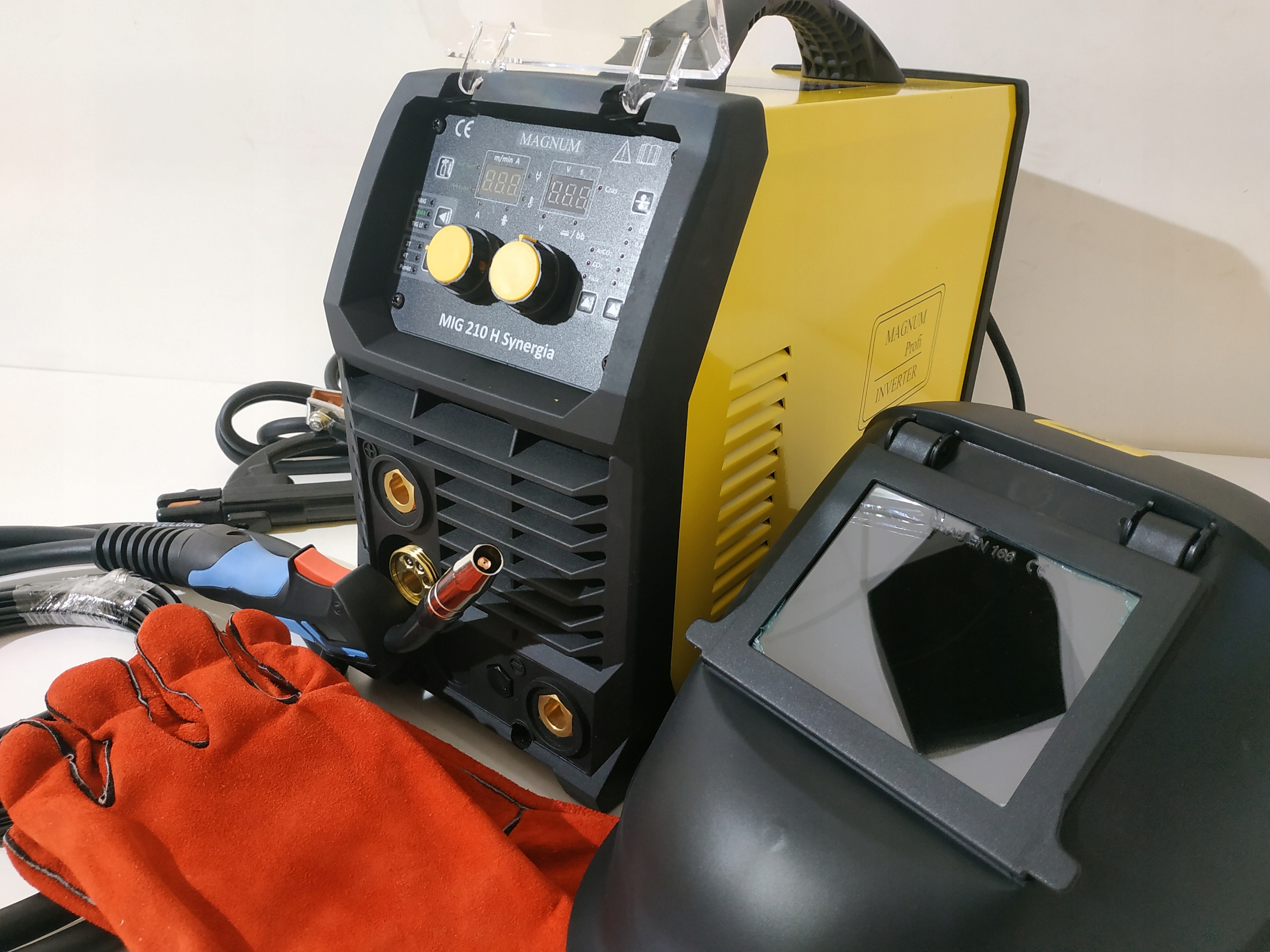 Spawarka MIG 210 SYNERGIA MAGNUM KOMPLET GRATIS Marka Magnum