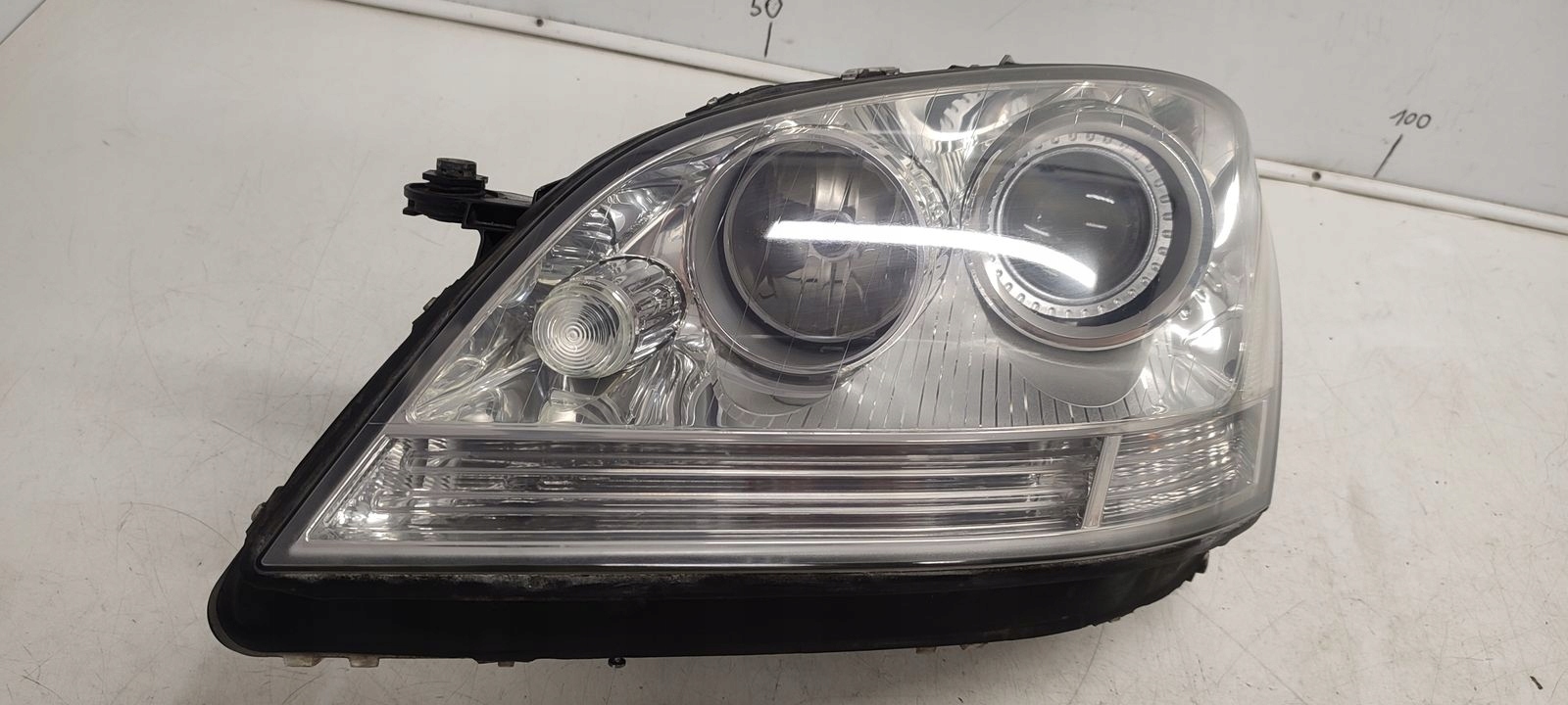 light front front left xenon positioning Mercedes W164