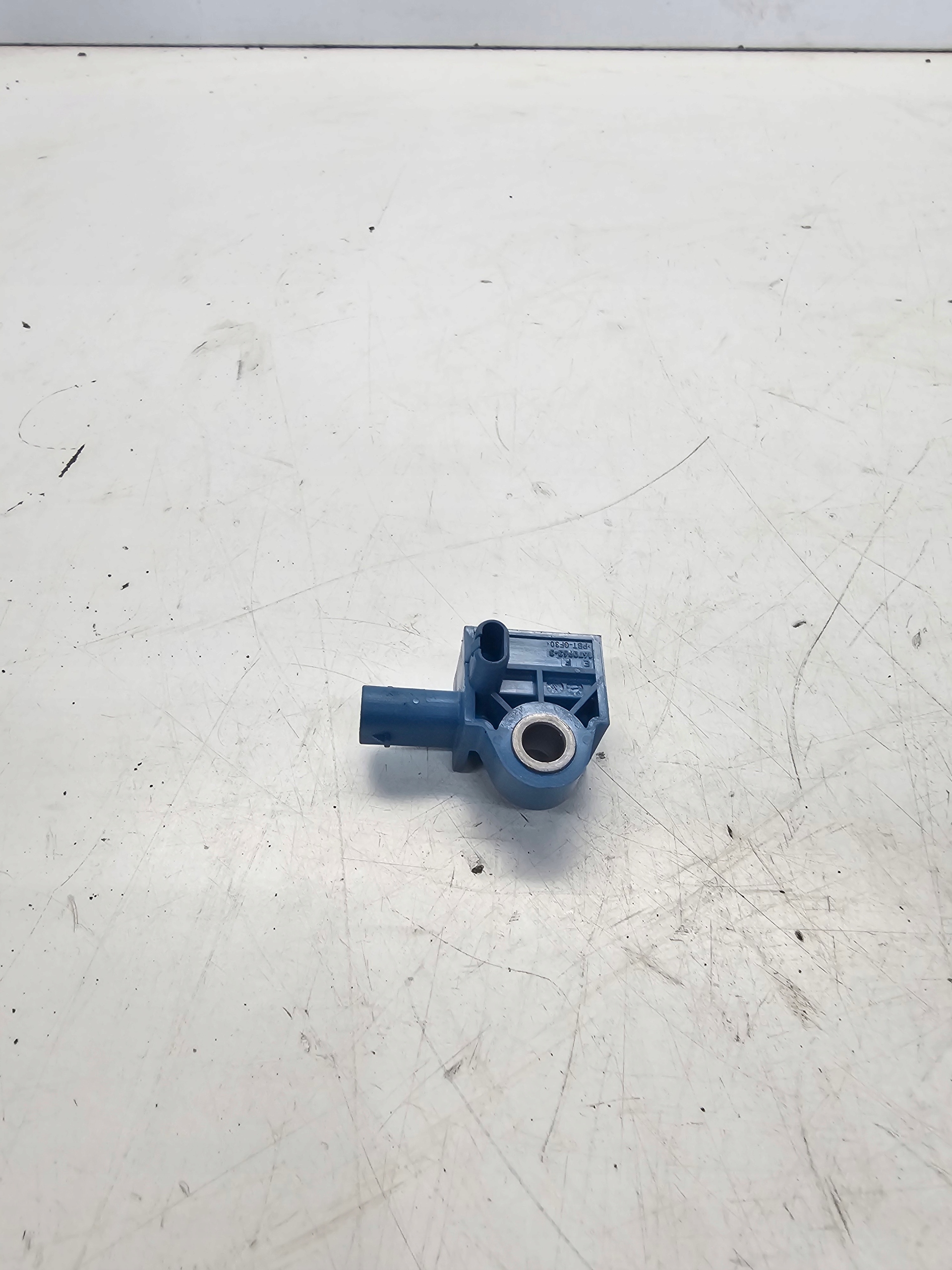 impact sensor AUDI A3 Q3 8U VW SEAT SKODA 5K0959351A