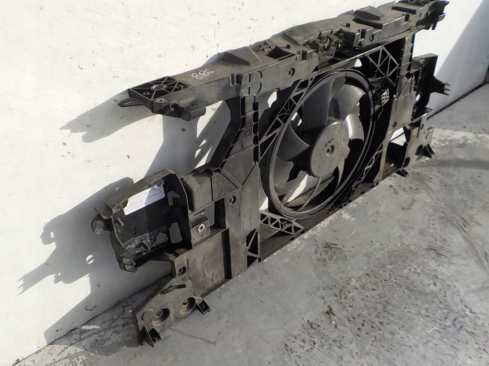 886 RENAULT MEGANE III support panel for radiators pillar