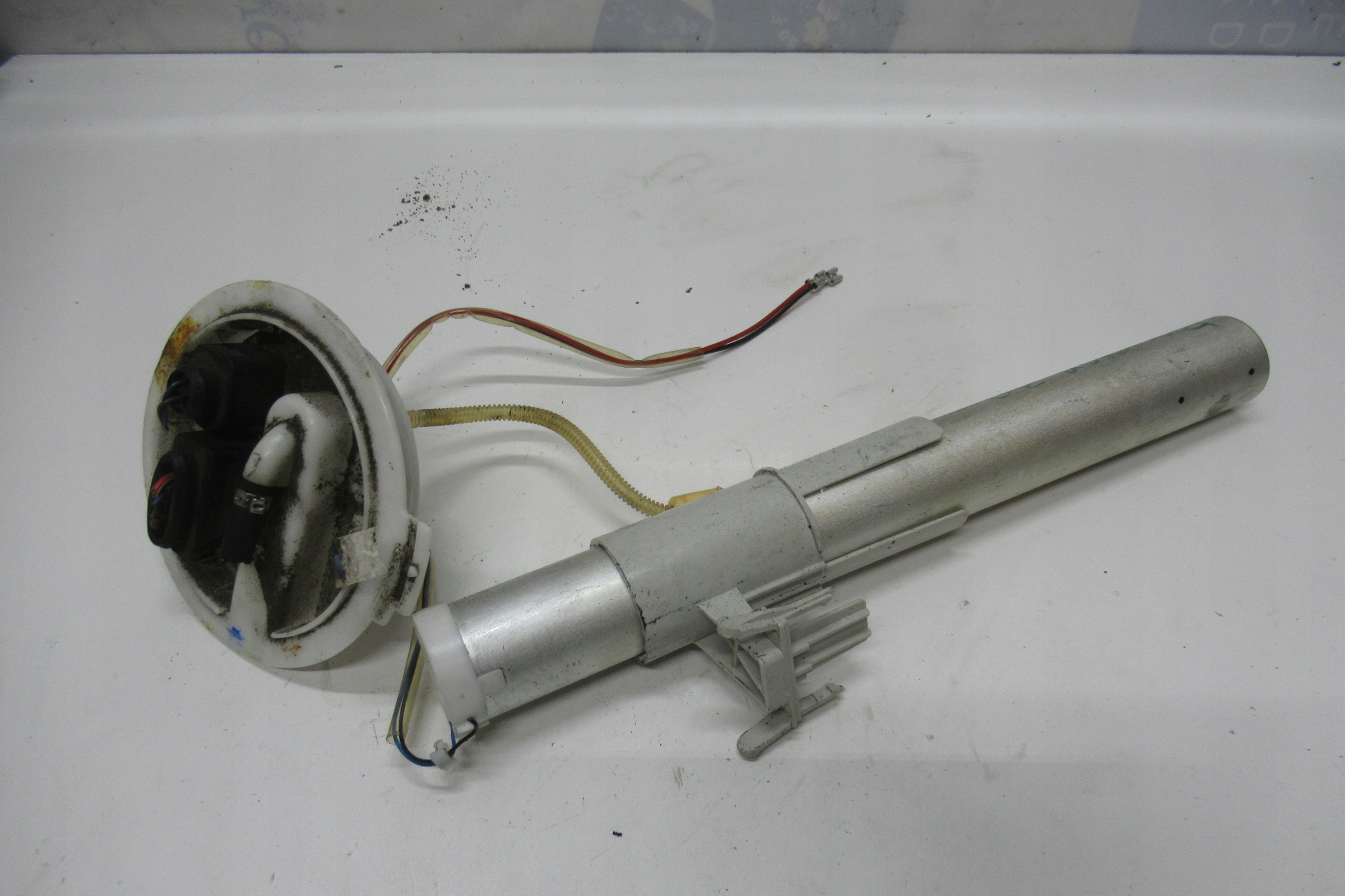 VW PHAETON 3.0 TDI feed pump sensor 3D0919679G