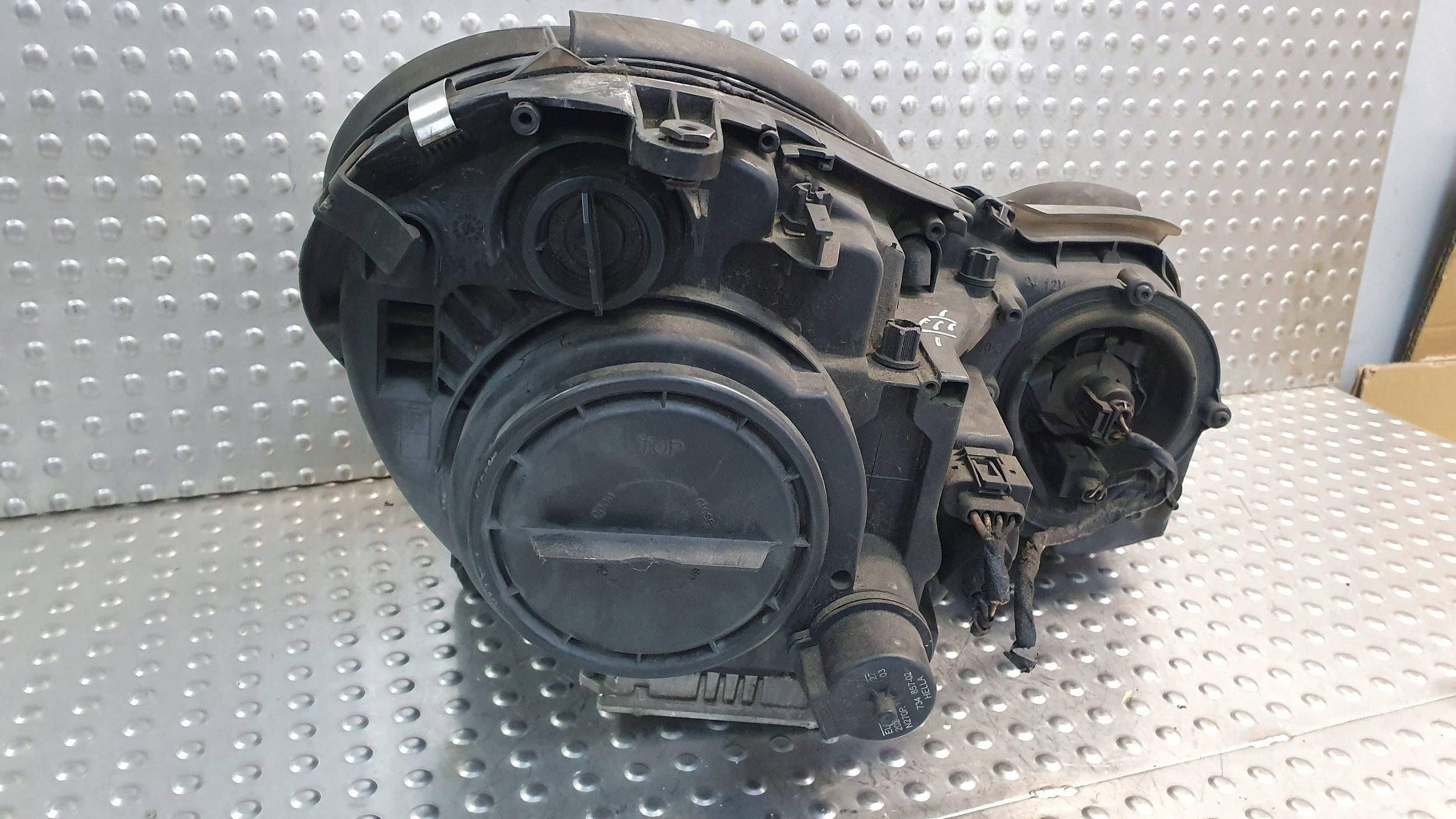 light front left XENON MERCEDES E-KLASA W211 02