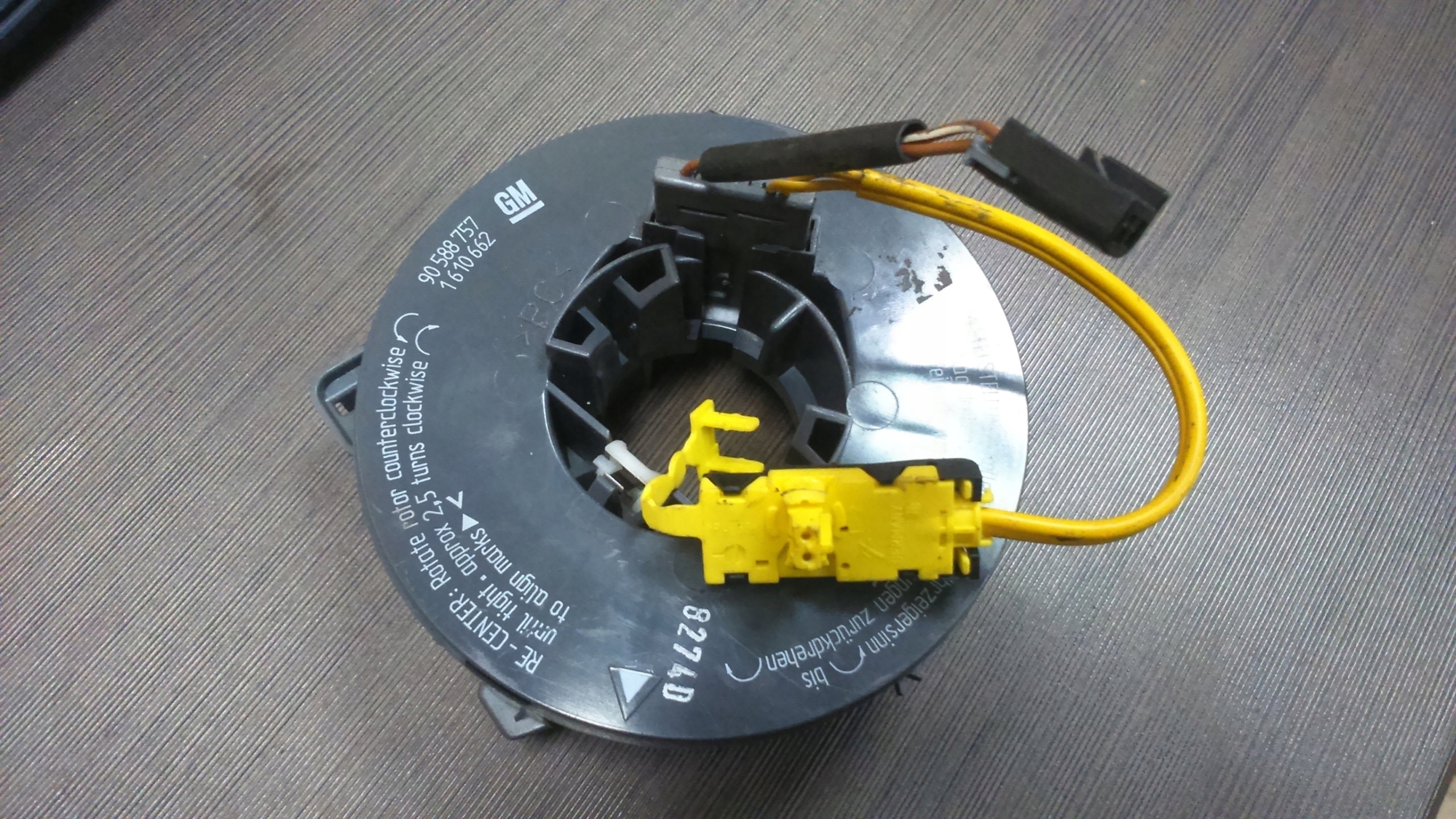 ASTRA G II ZAFIRA TAŚMA POD KIEROWNICE 90588757