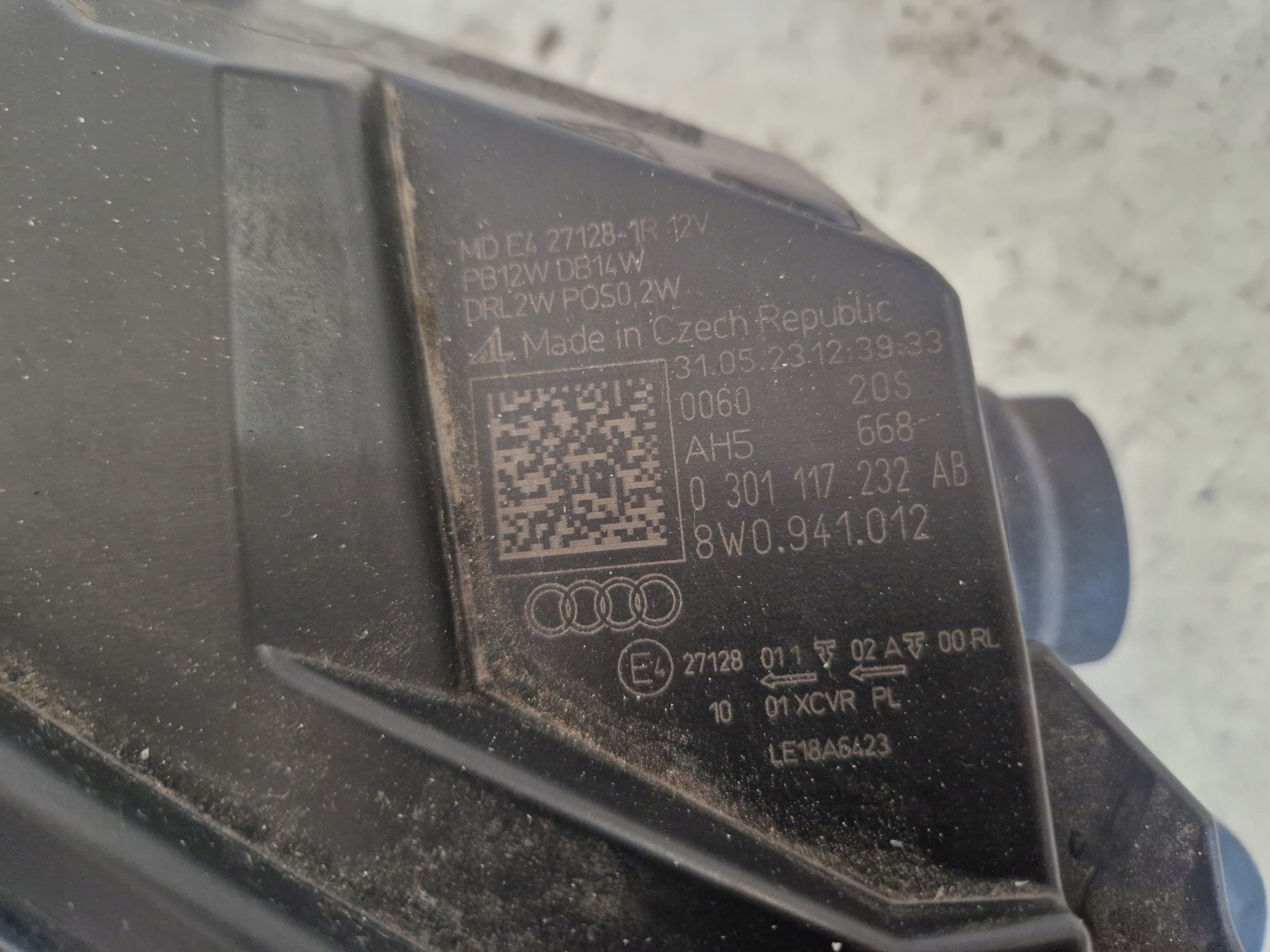 AUDI A4 B9 LIFT 8W 20- FULL LED light right 8W0941012