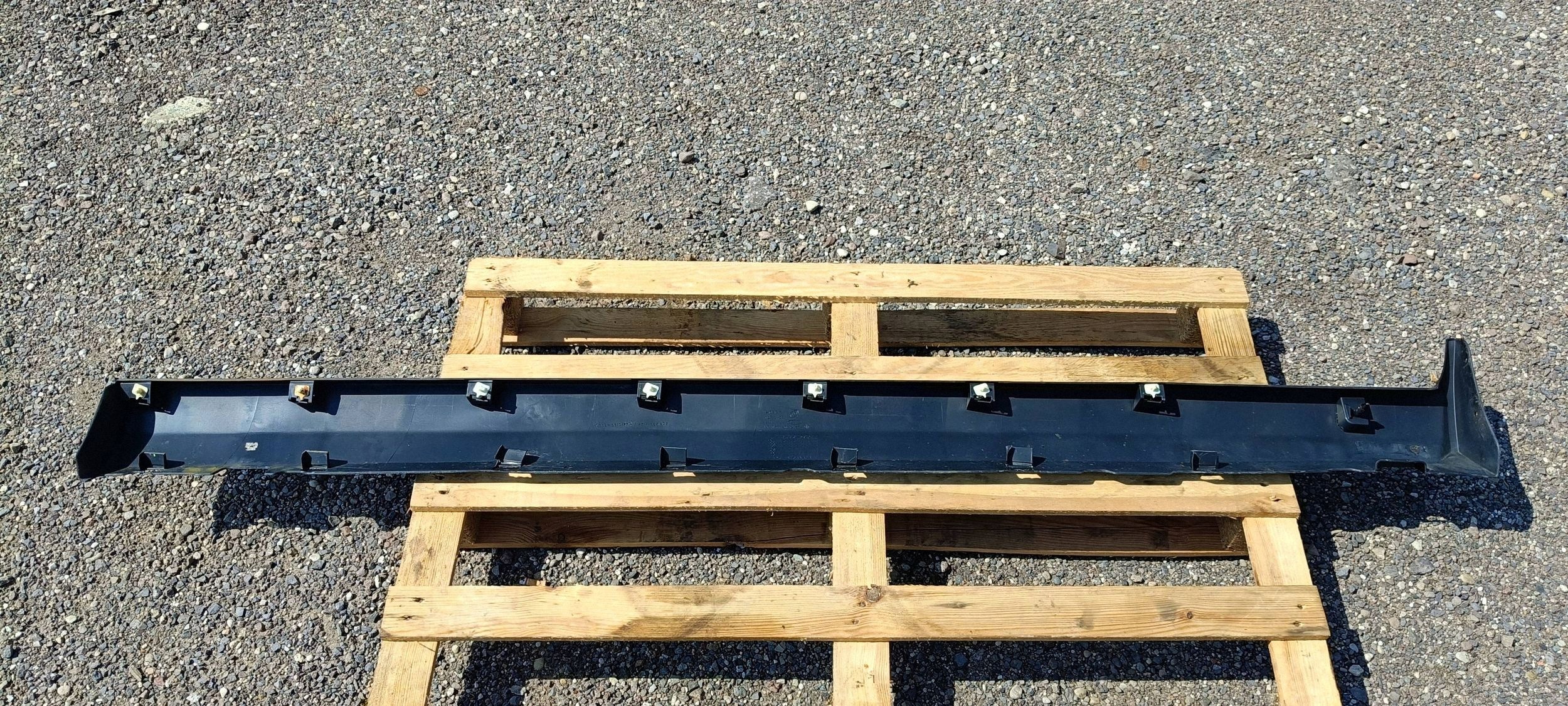 threshold moulding cap threshold left Ford Mustang 2005-2009