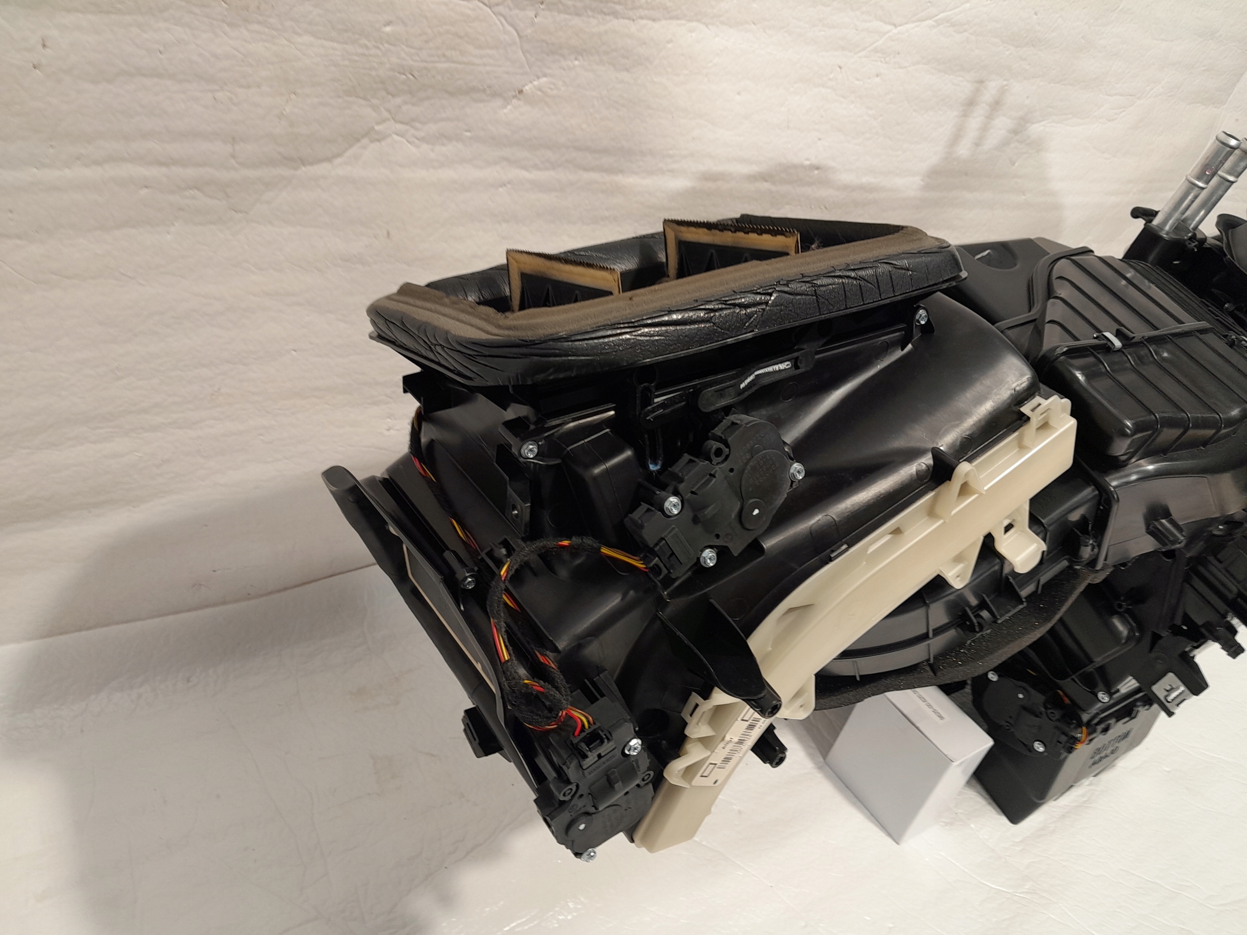 AUDI Q5 80A heater 80B816005R 4M1820021B