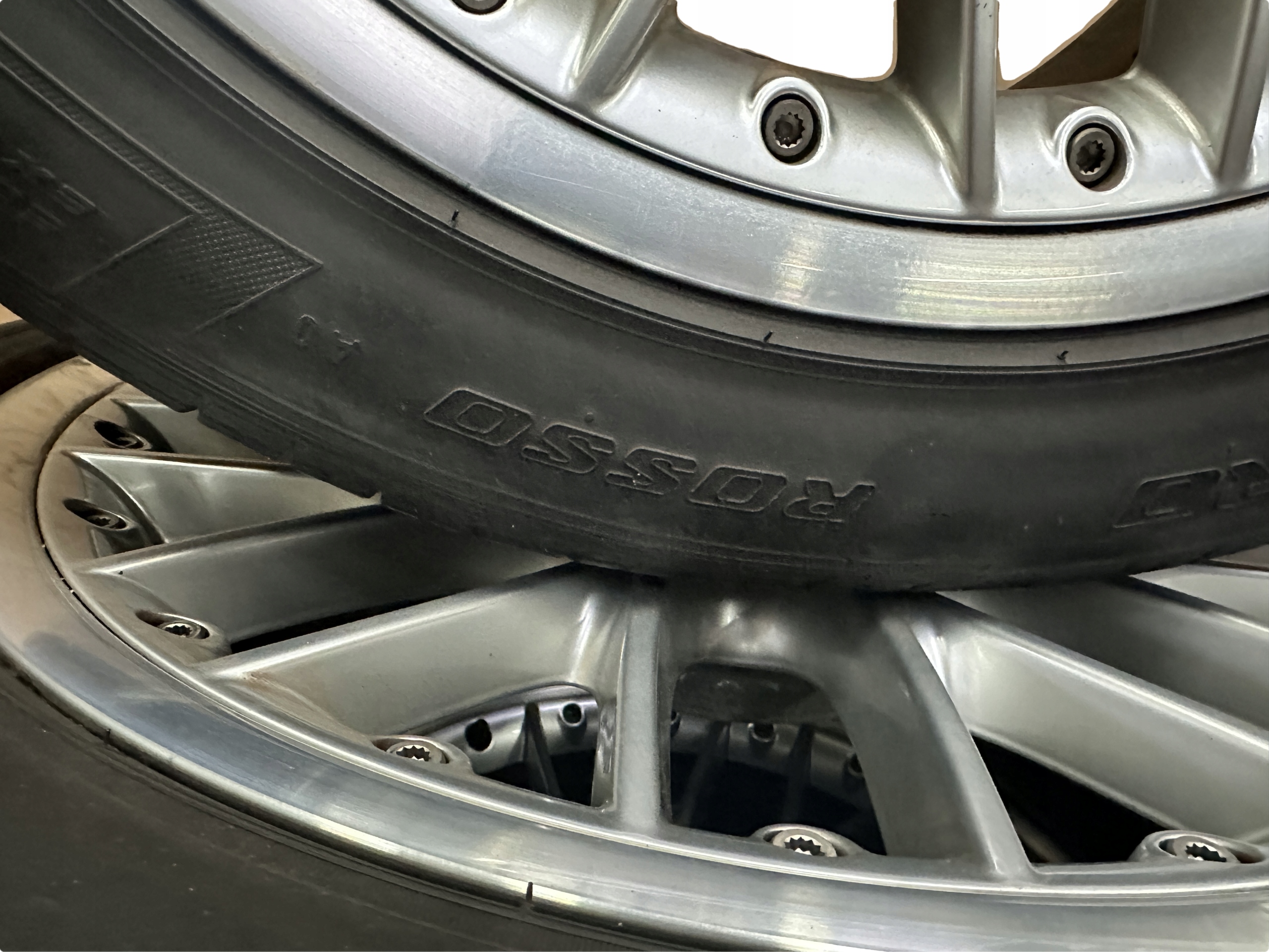 AUDI Q7 4L discs wheels 295/40R20