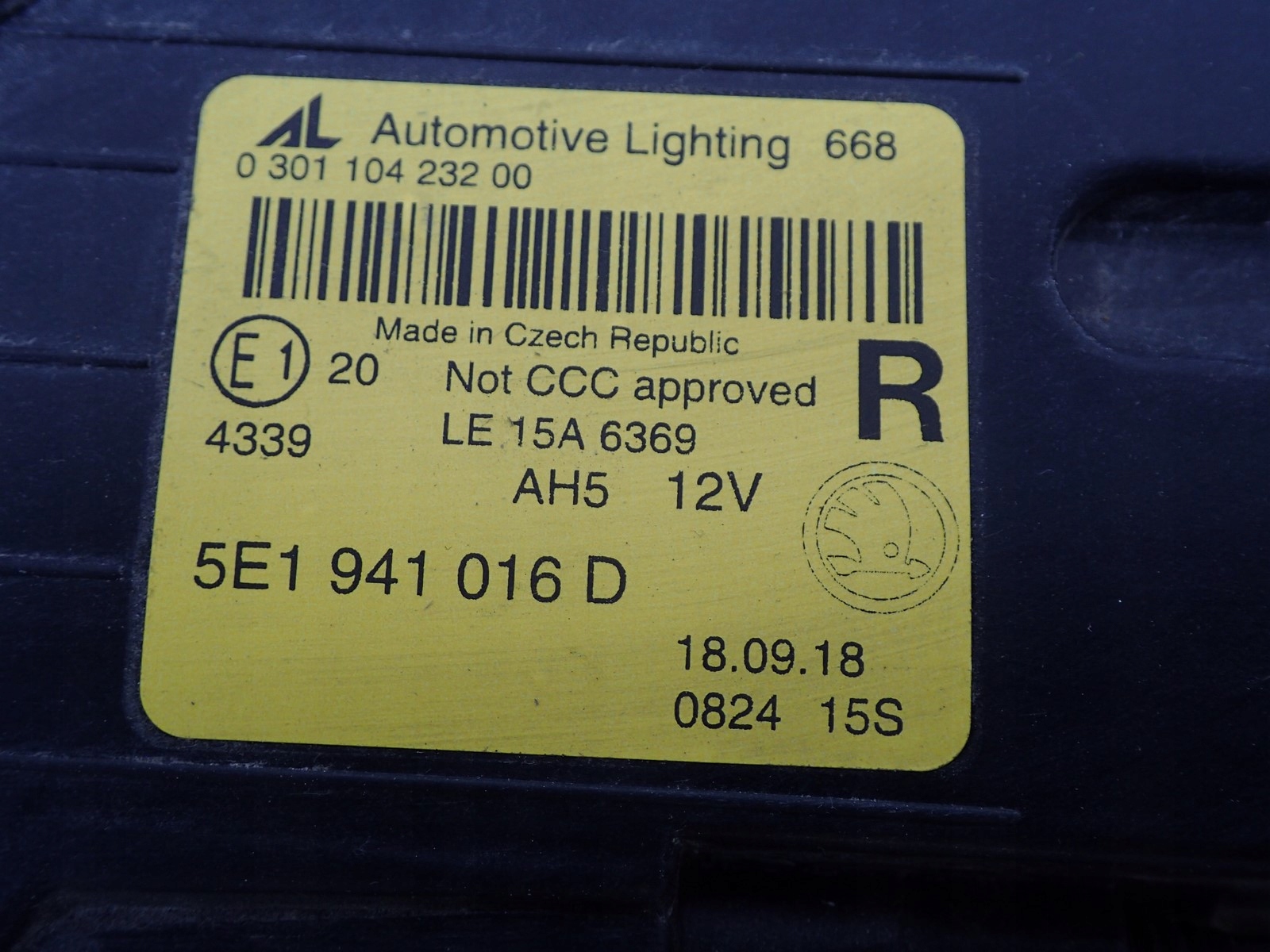 LAMPA PRAWA FULL LED SKODA OCTAVIA 3 III 5E LIFT Rodzaj świateł mijania LED