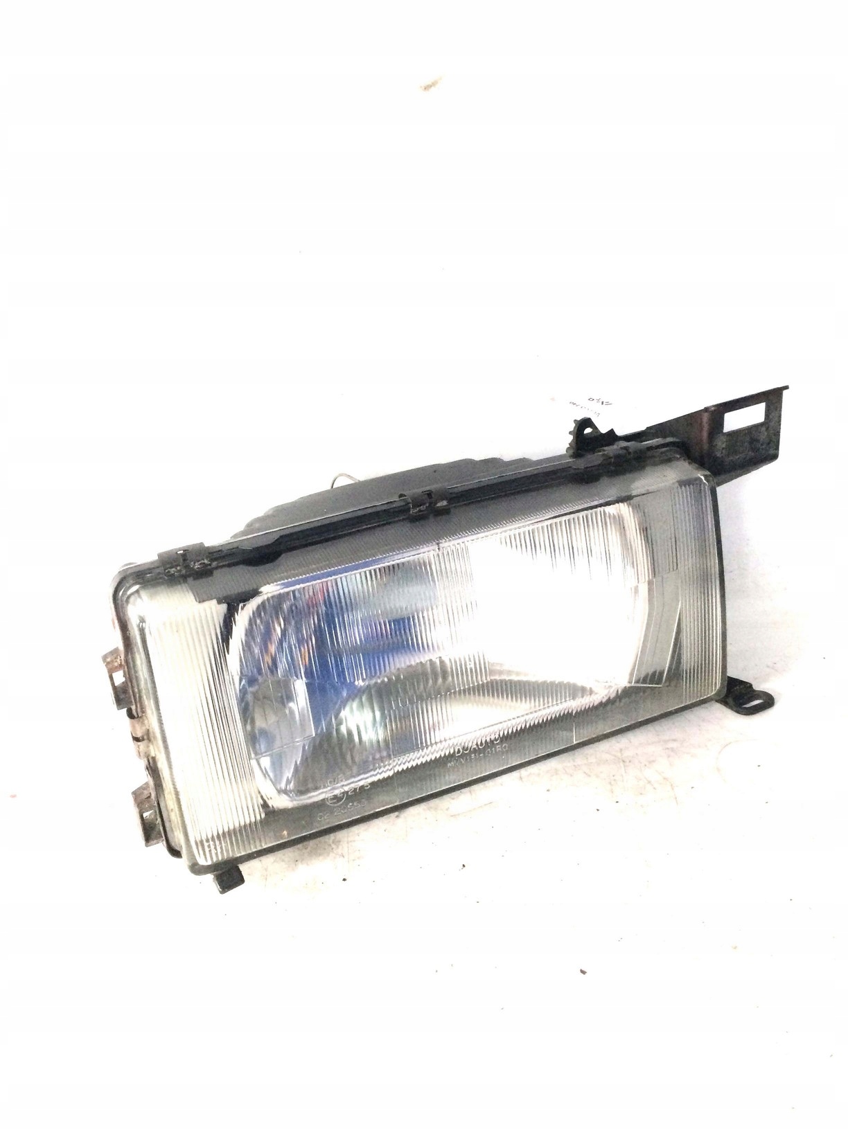 REFLEKTOR light front right VOLVO 740