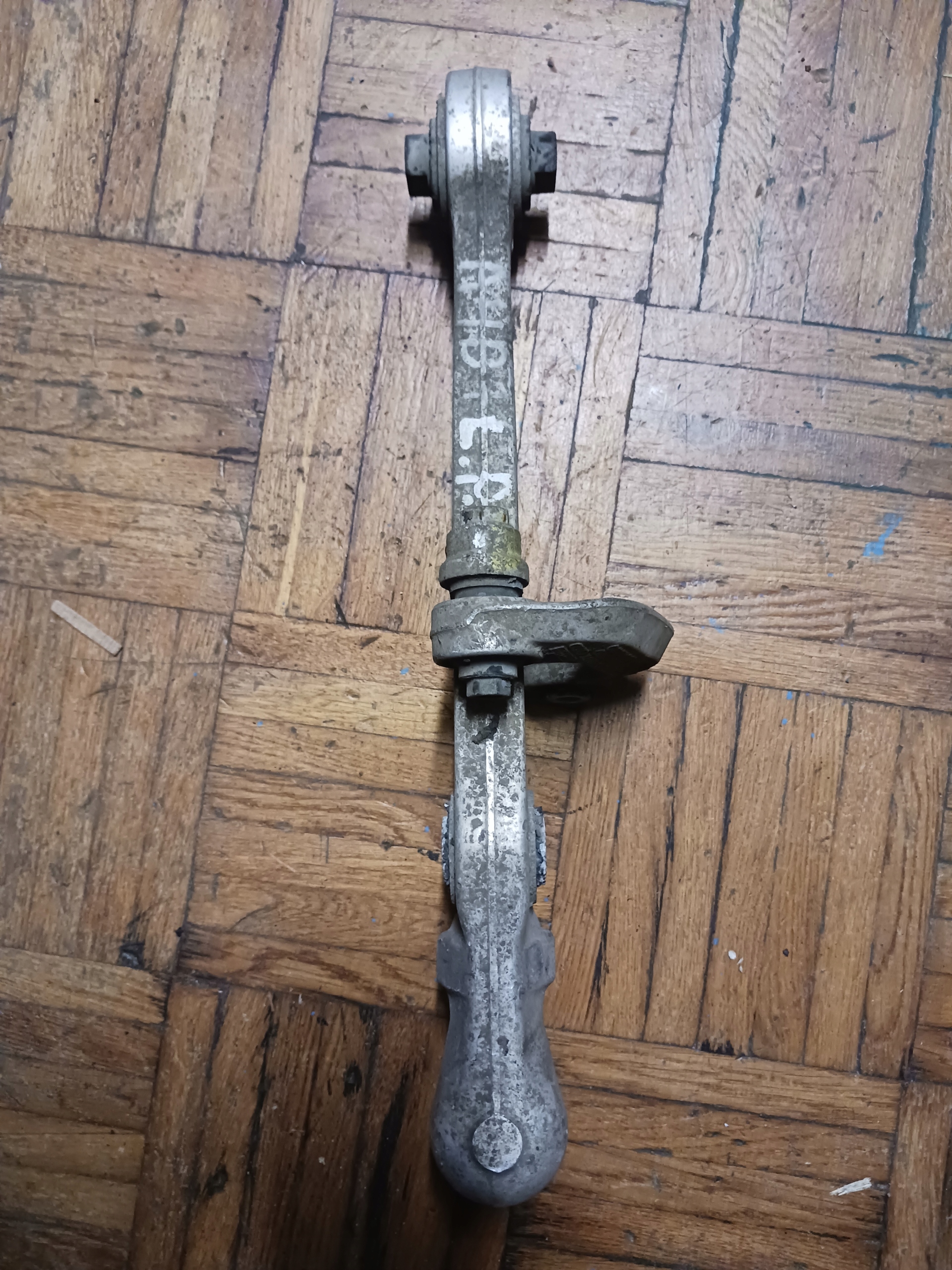 8E0407155N AUDI A4 B7 arm lower left front oryg