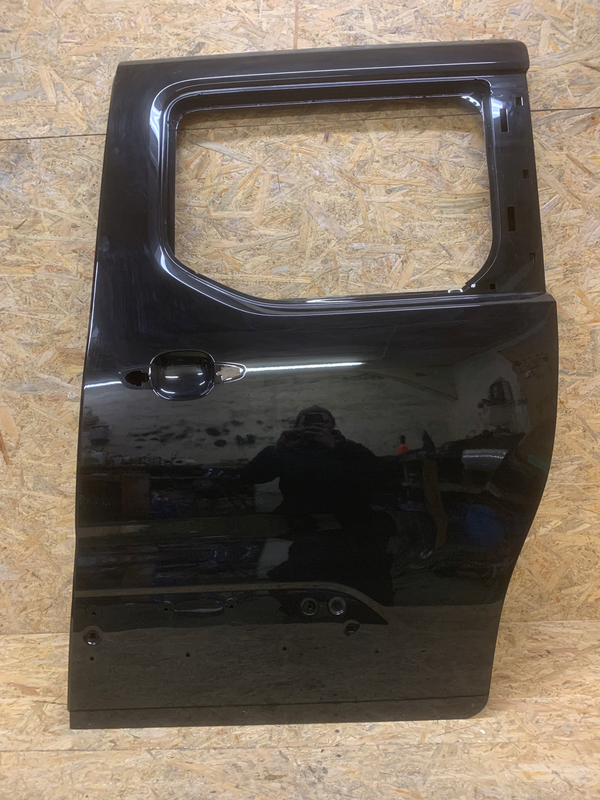 CITROEN BERLINGO PEUGEOT PARTNER III IV DRZWI LEWY TYŁ PRZESUWNE 18-