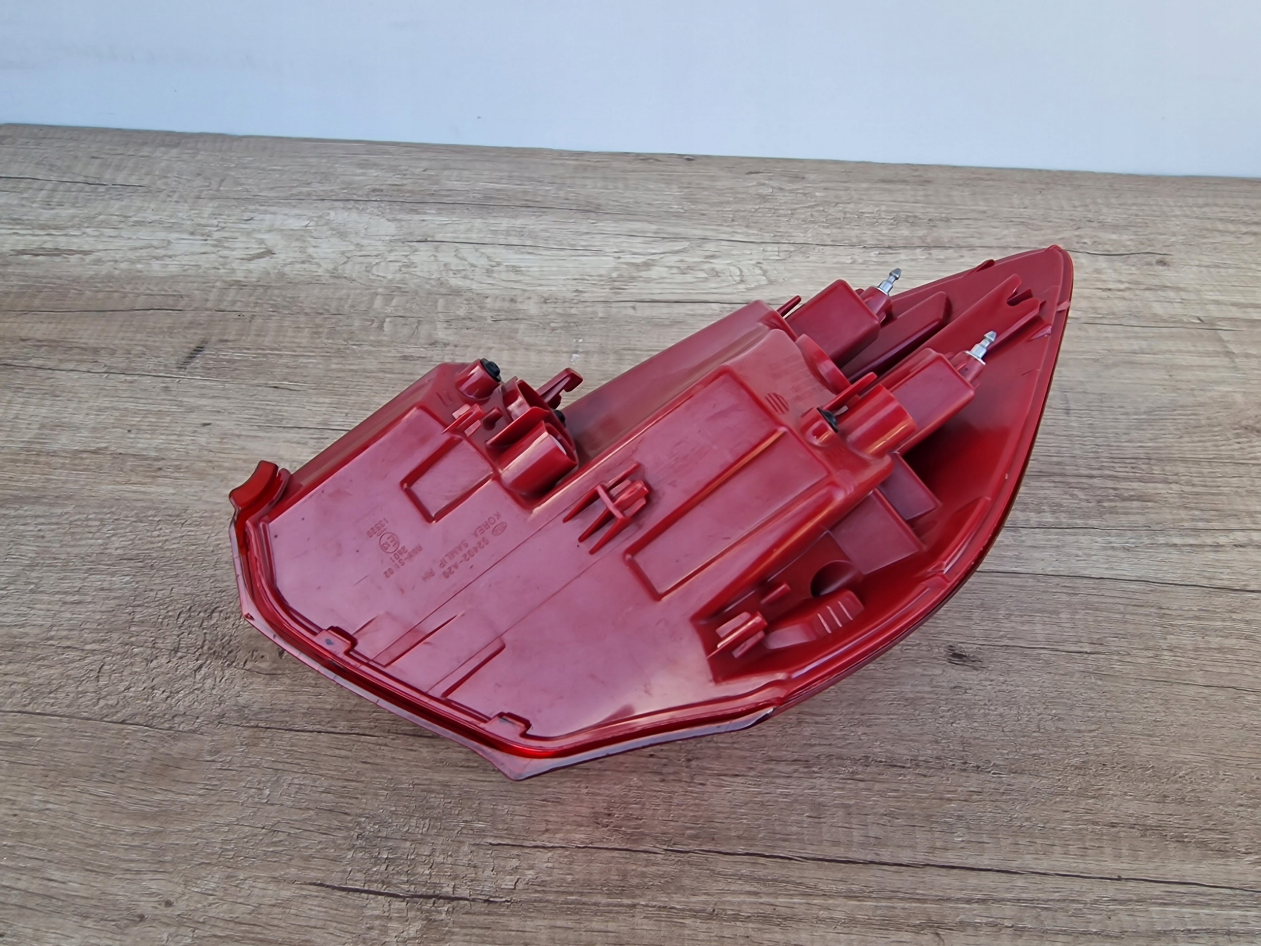 KIA CEED right light rear part HB 92402-A20 NAROZNA