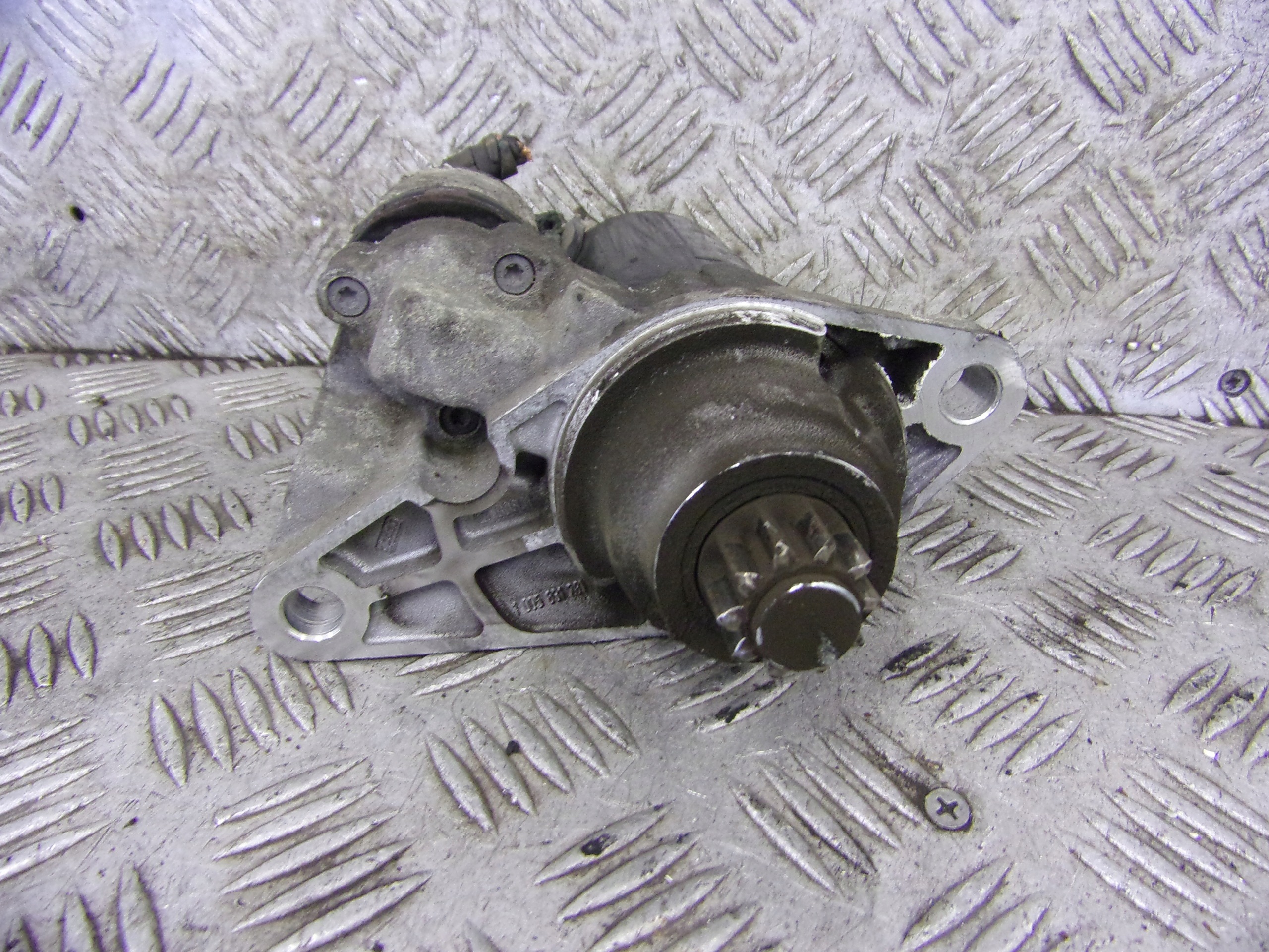 starter VOLKSWAGEN FOX 1.2 B